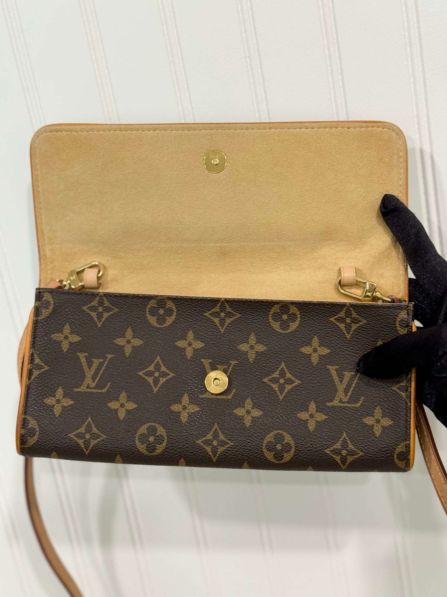 Louis Vuitton Twin Pochette GM Mono