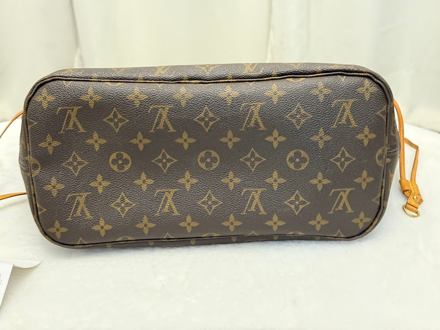 Louis Vuitton Neverfull MM Mono Beige