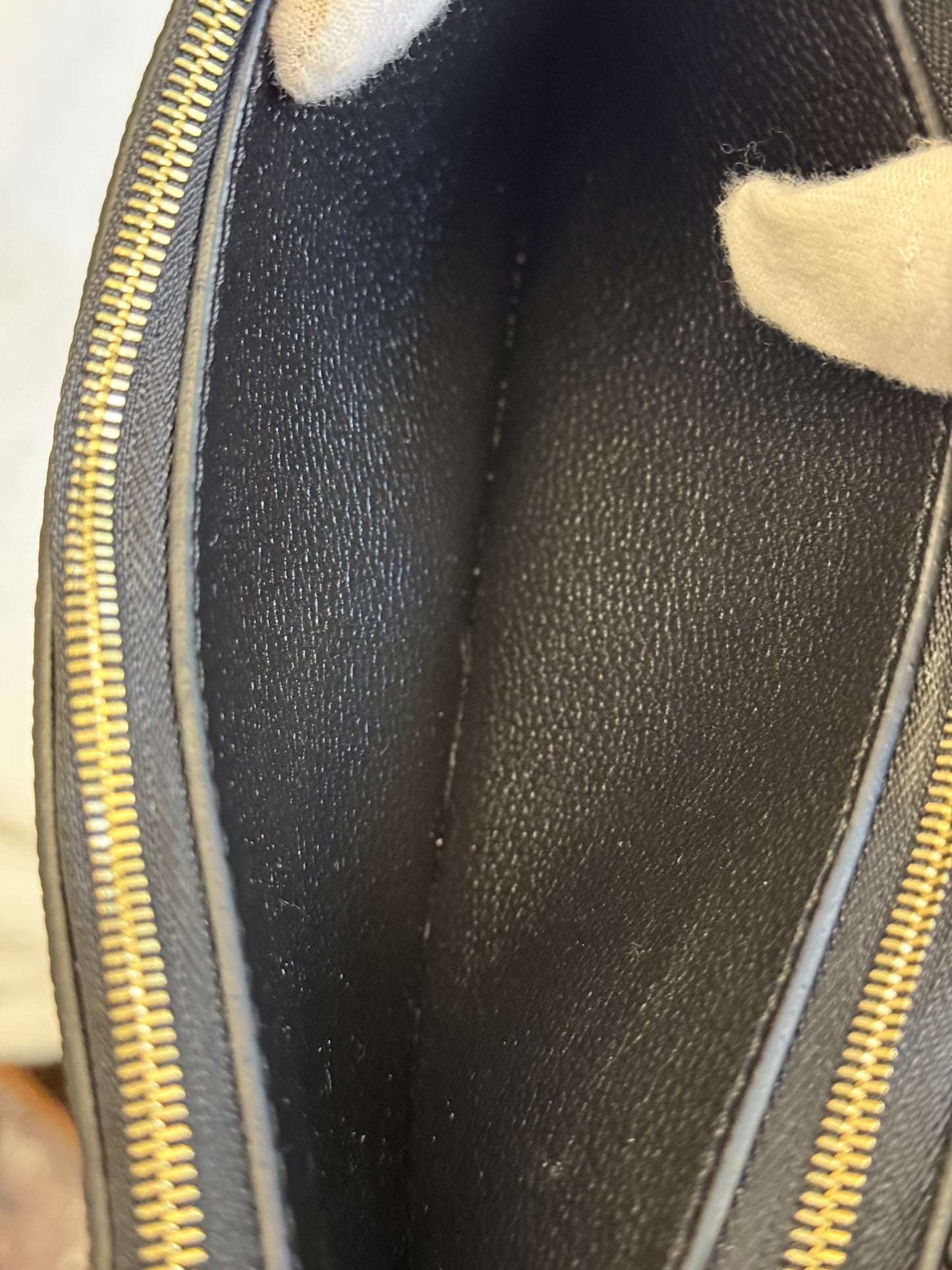 Louis Vuitton Liv Pochette Mono Empreinte Noir/Black