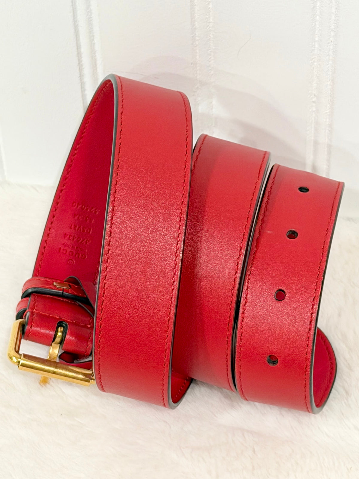 Gucci GG Marmont Matelassé Belt Bag Hibiscus Red Aged Gold-tone HW