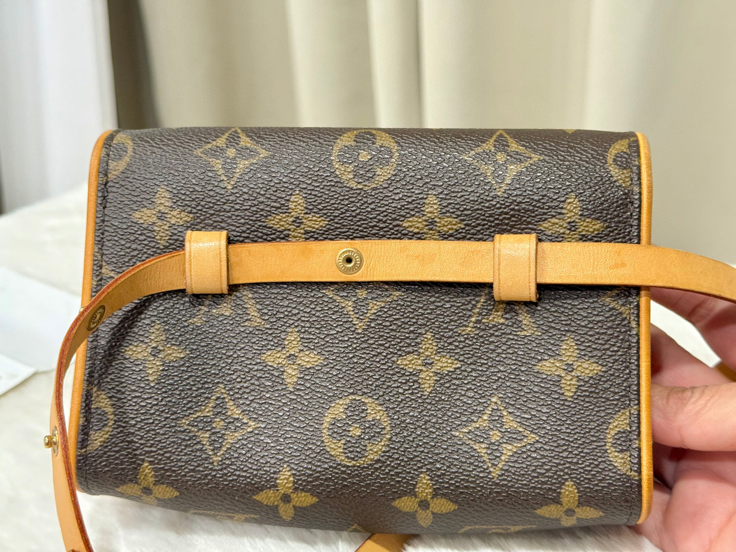 Louis Vuitton Florentine Bumbag with Size S belt