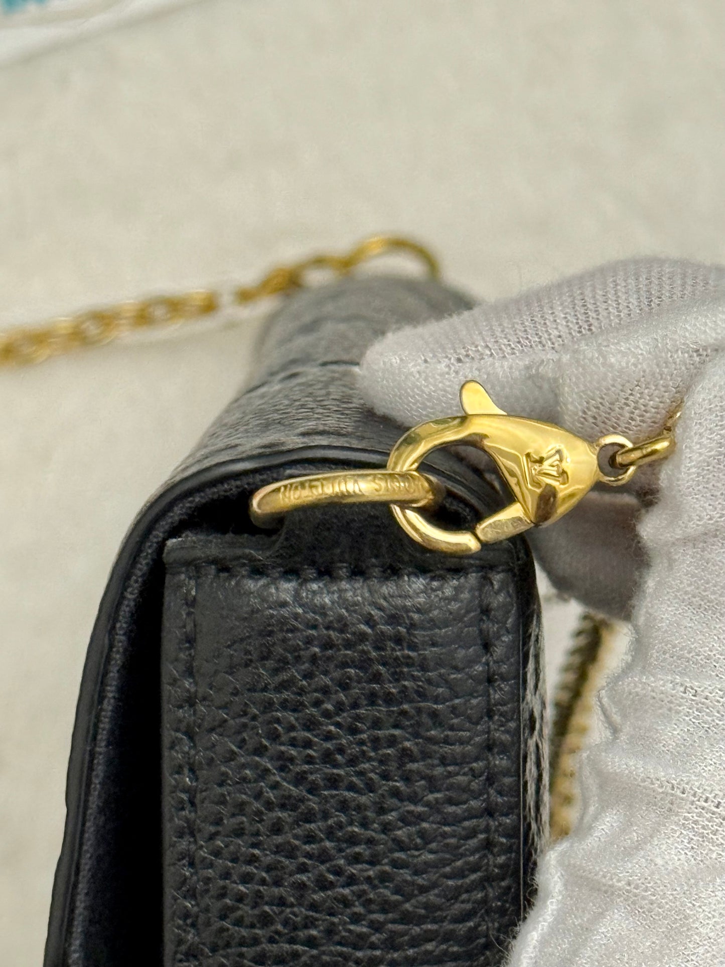 Louis Vuitton Felicie Pochette Black Empreinte