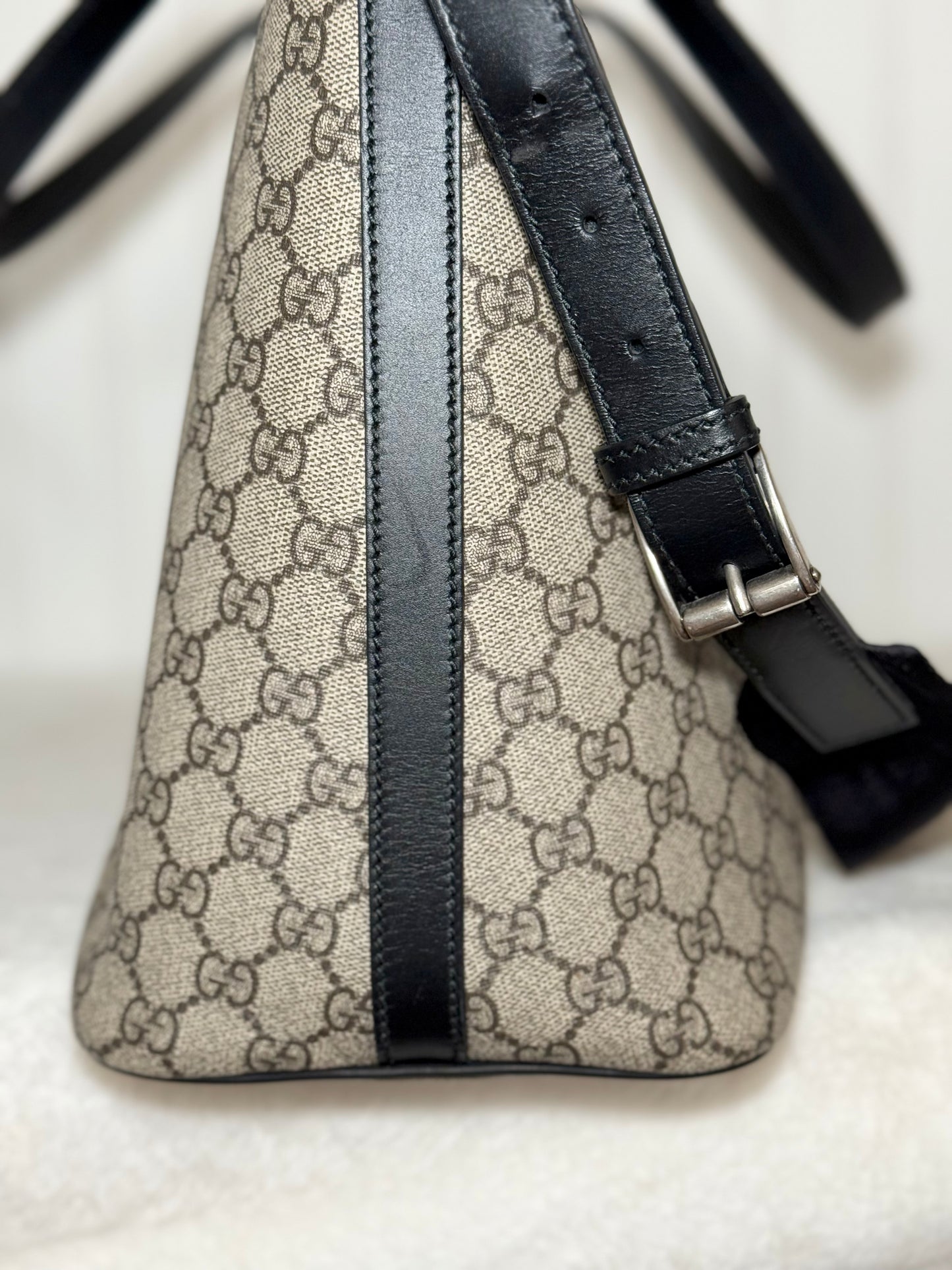 Gucci Zipped Web GG Supreme Canvas Tote Shoulder Bag Black 359261
