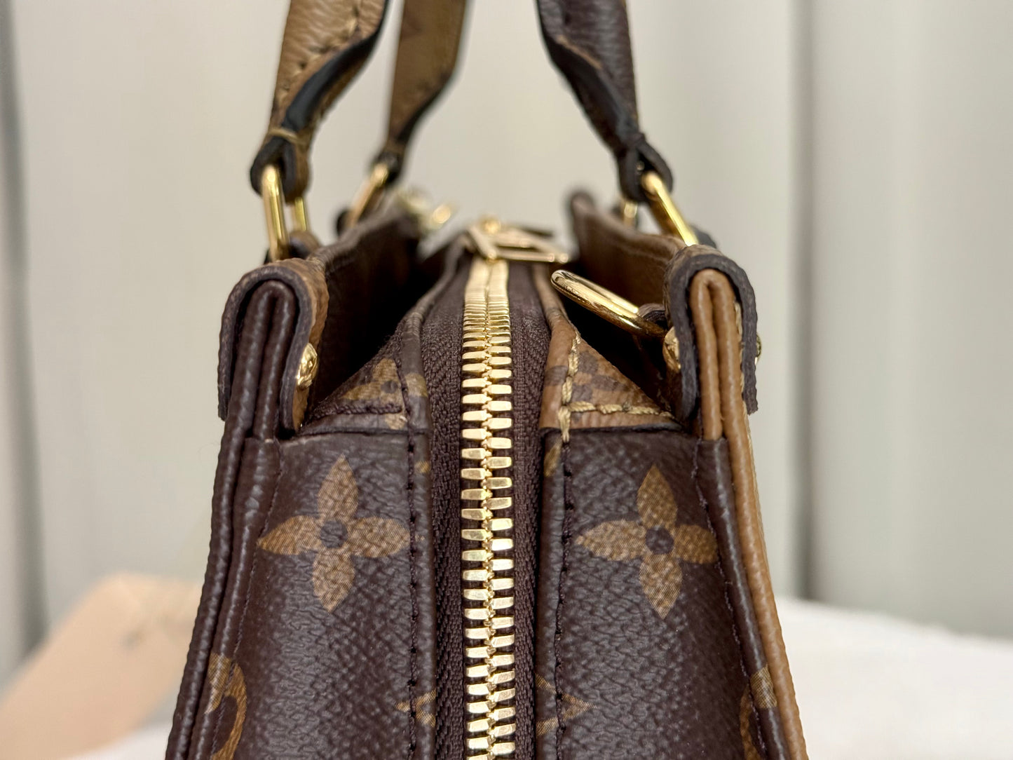 Louis Vuitton Onthego East West in Reverse Mono