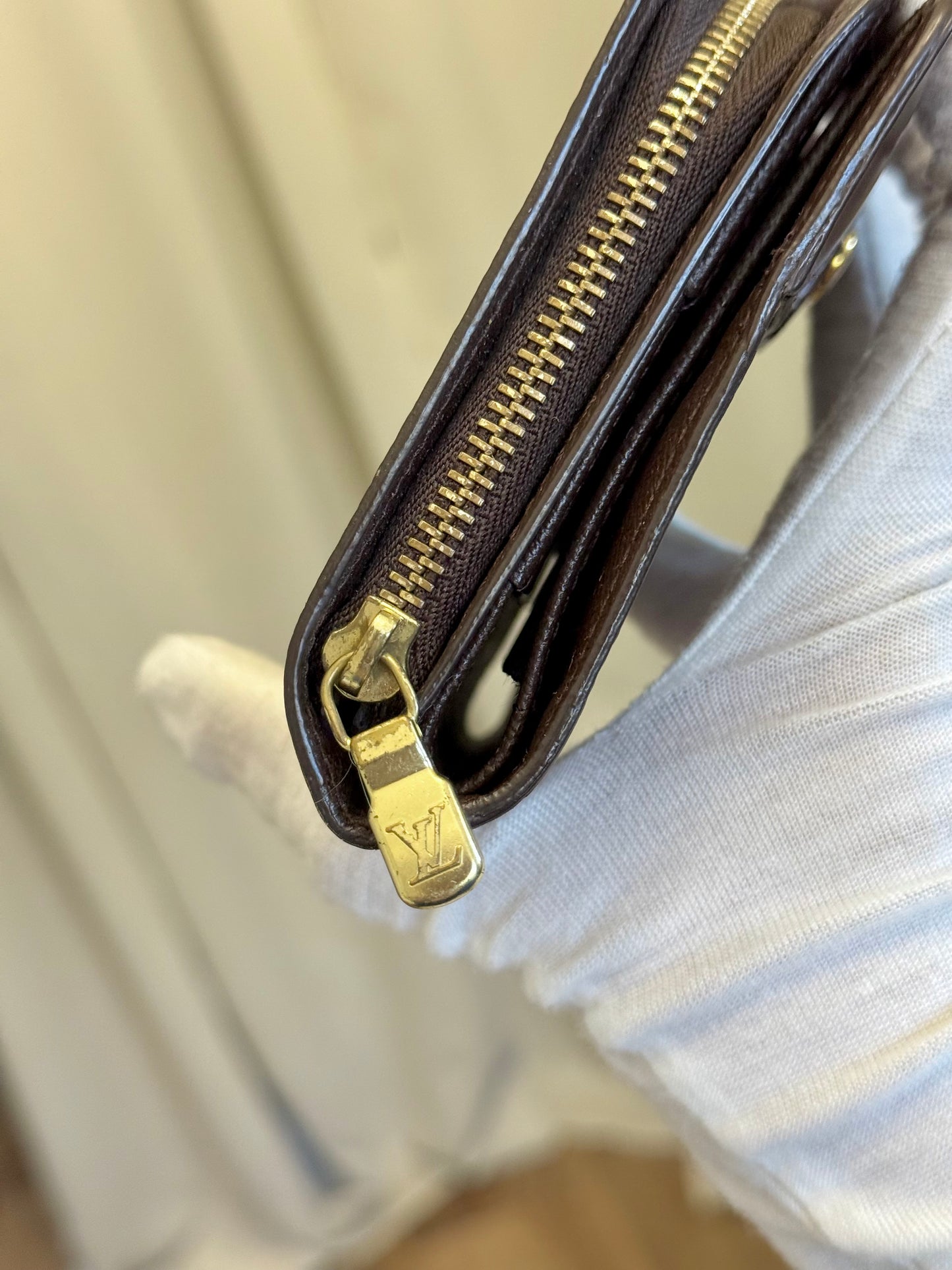 Louis Vuitton Compact Zippy Wallet in Damier Ebene