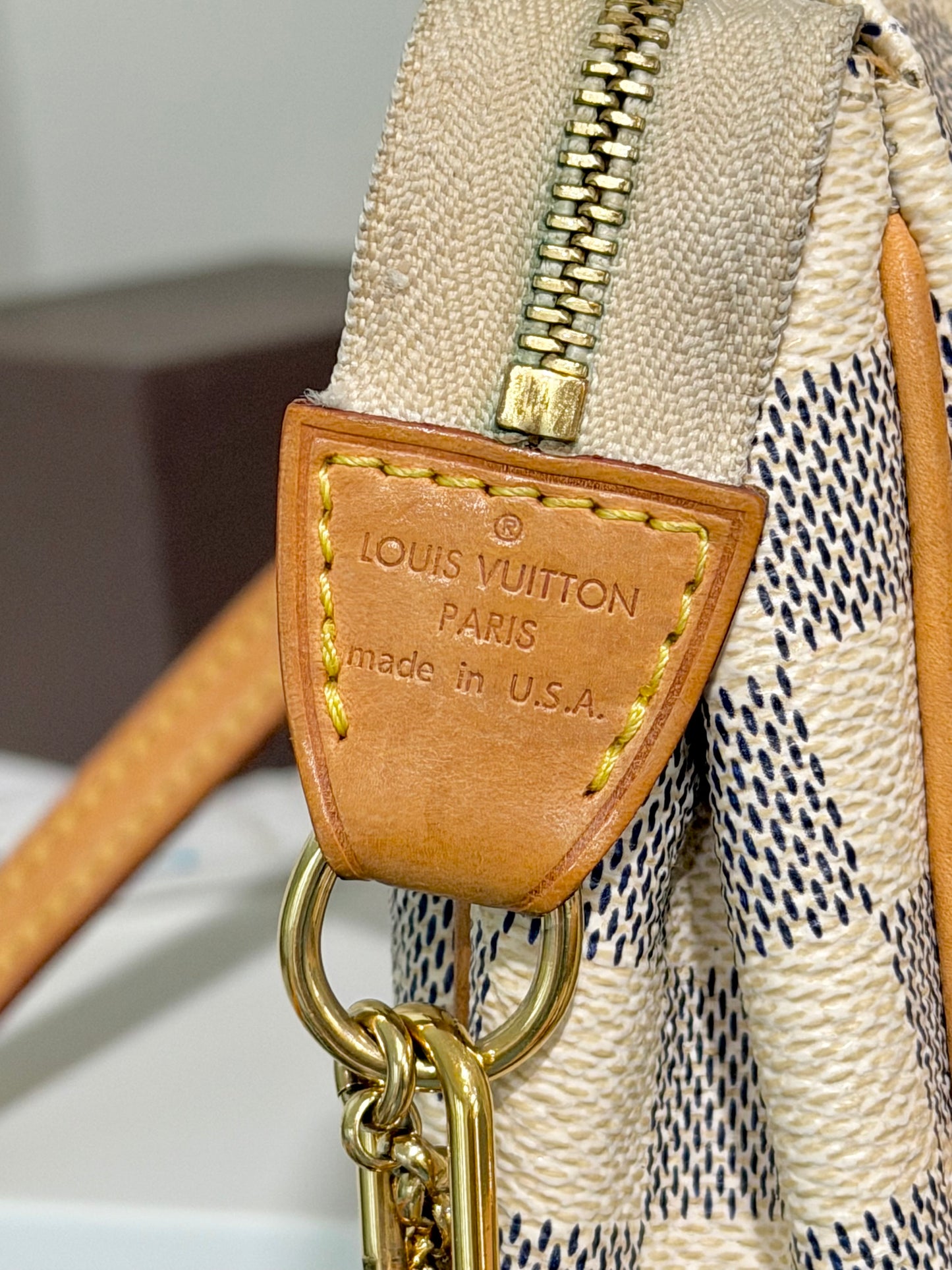 Louis Vuitton Eva Pochette Damier Azur