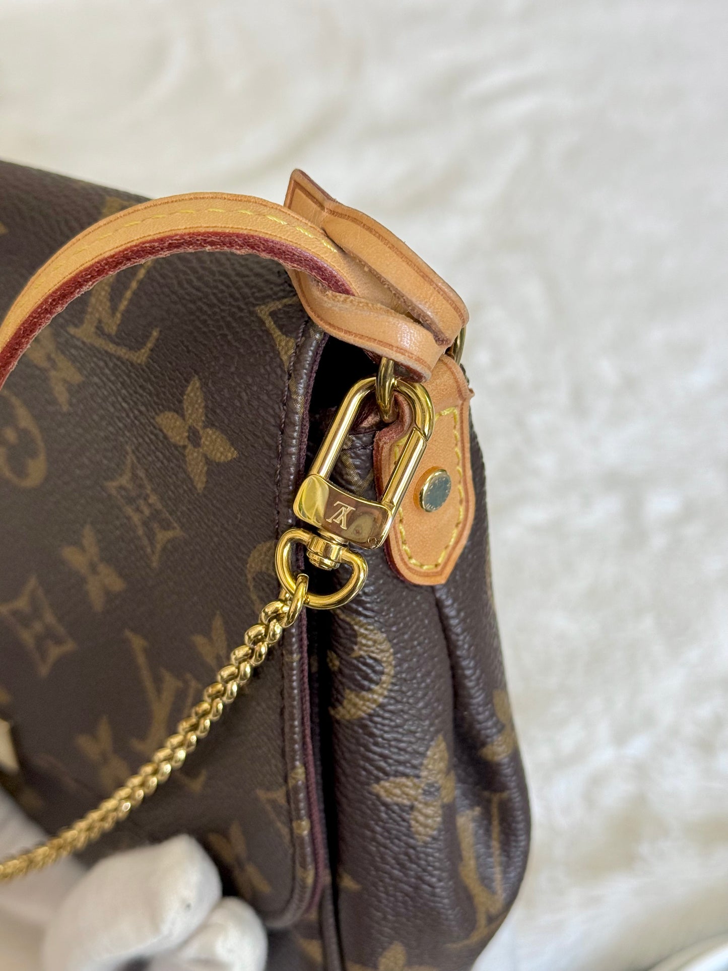 Louis Vuitton Favorite MM Mono DU2166