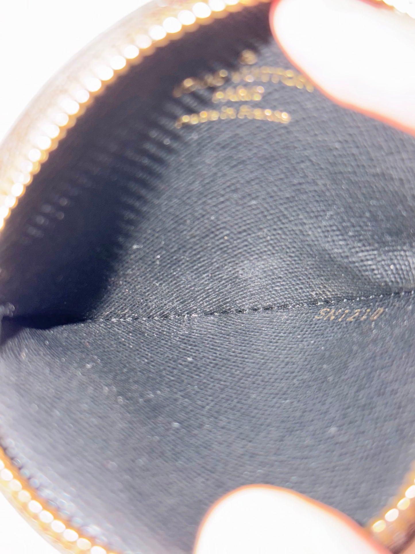 Louis Vuitton Round Coin Pouch from Trio Pouch