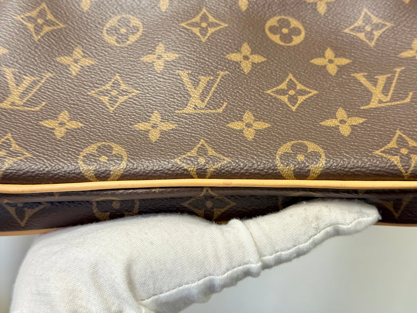 Louis Vuitton Pochette Liv Mono