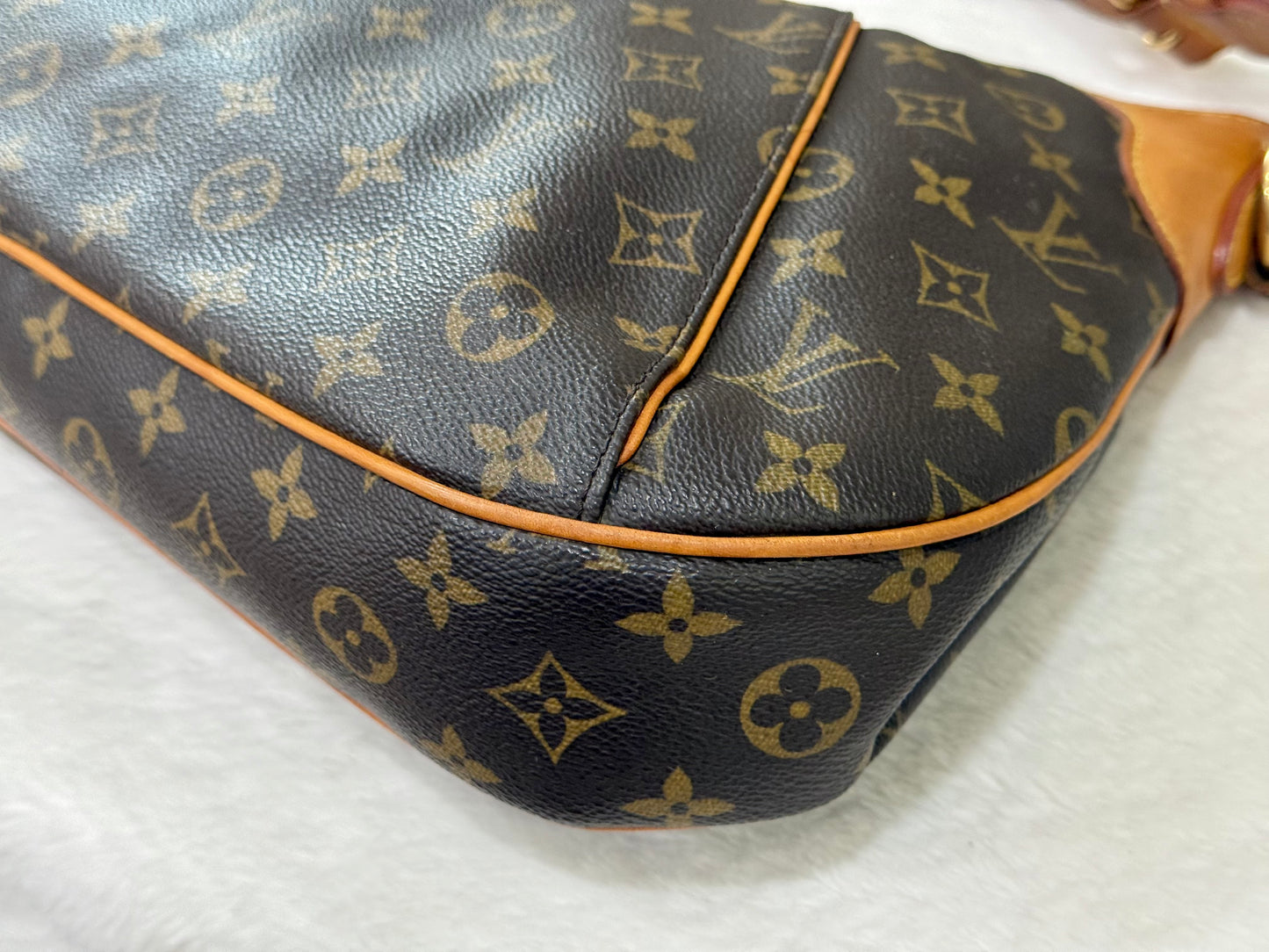Louis Vuitton Thames GM Mono