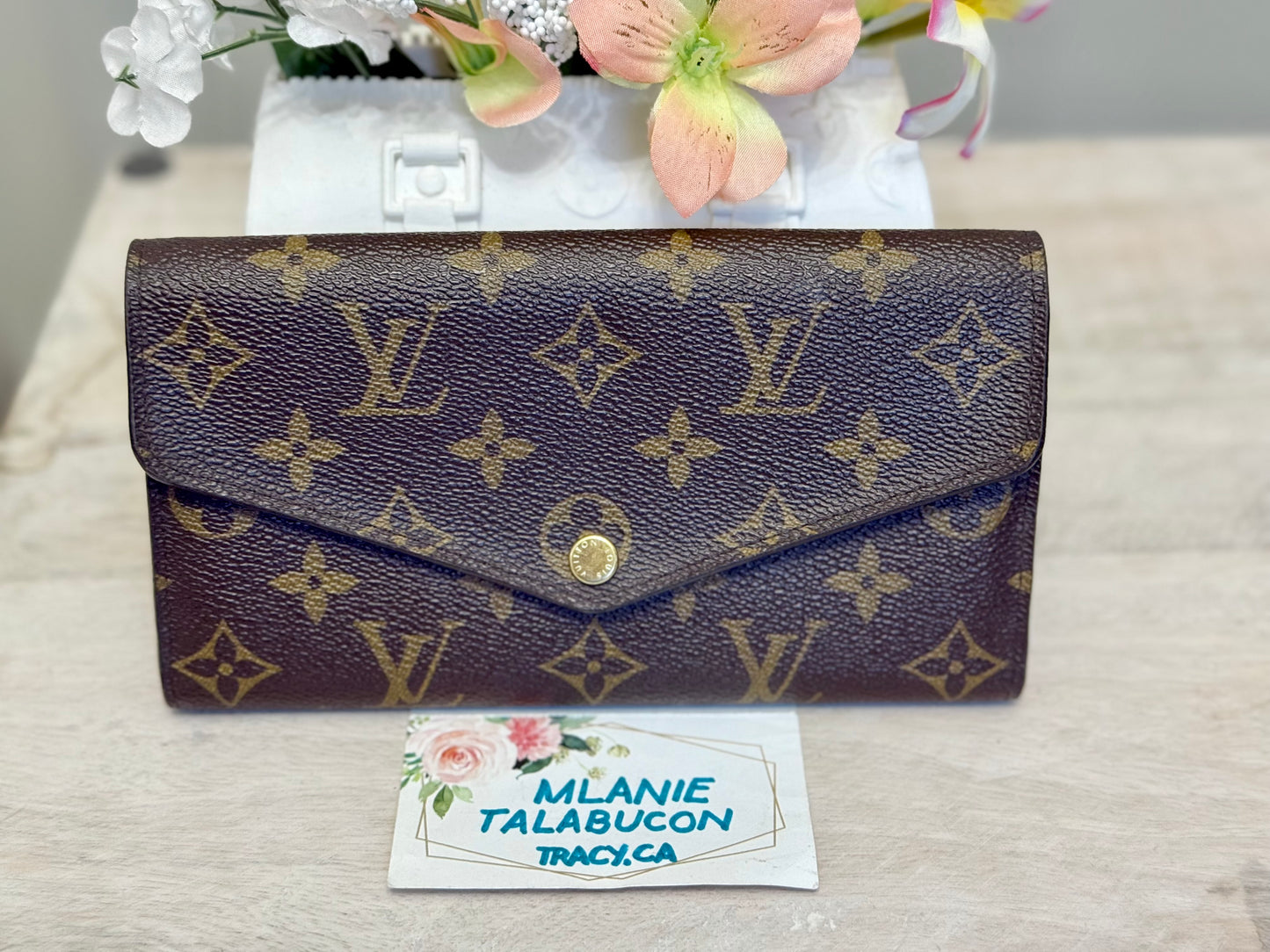 Louis Vuitton Sarah Wallet Mono Red