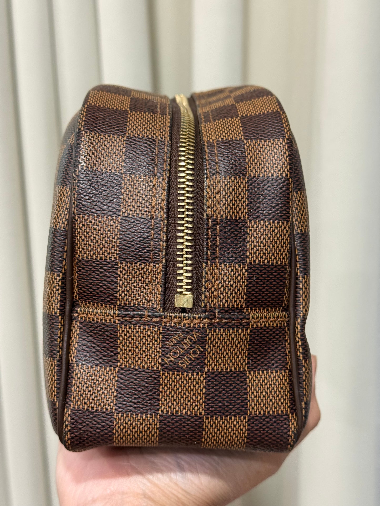 Louis Vuitton Trousse Toiletry 25 Damier Ebene
