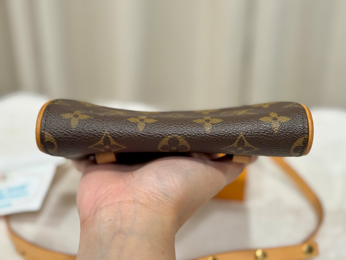 Louis Vuitton Florentine Bumbag with Size S belt