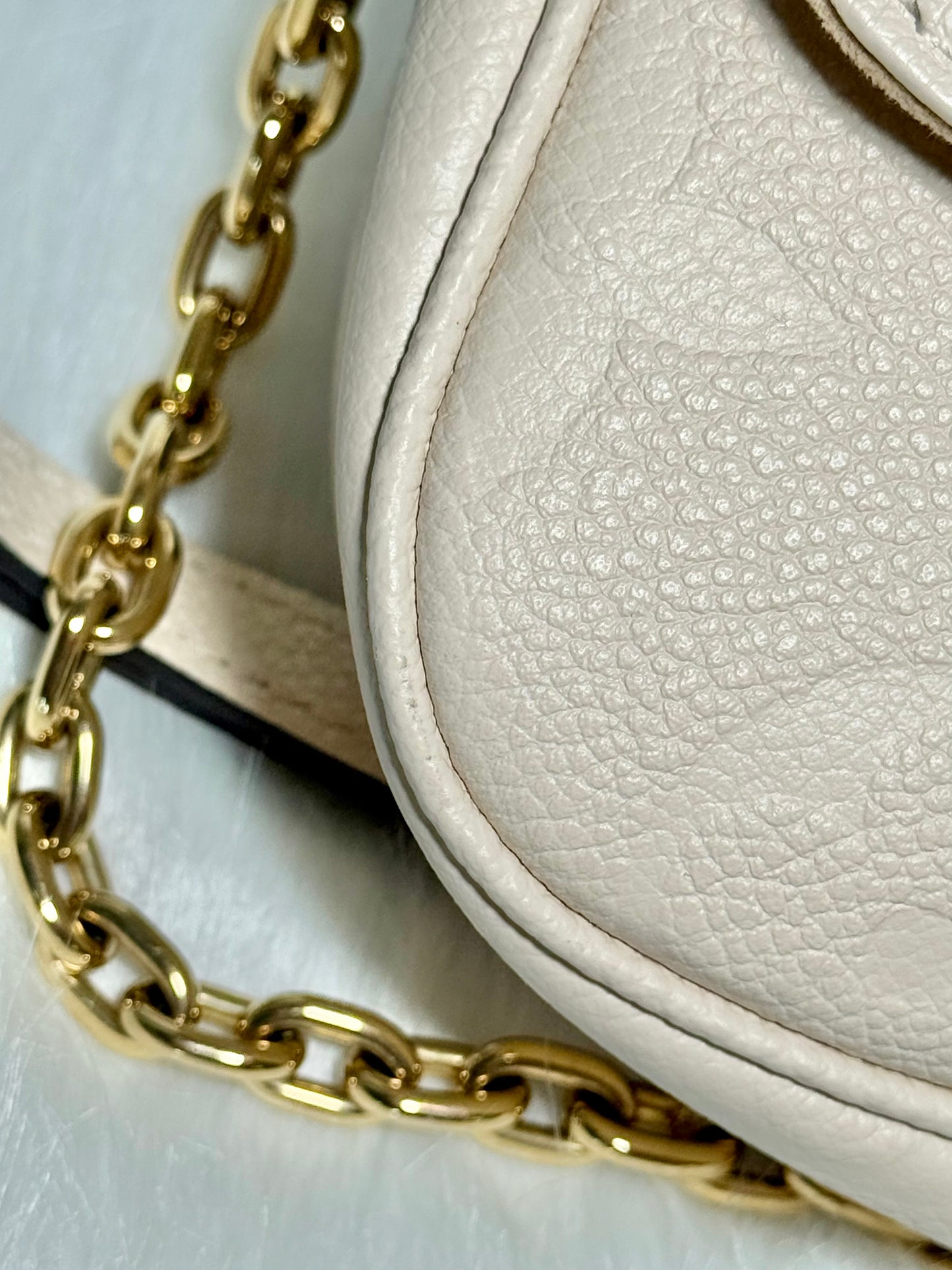 Louis Vuitton Ivy Wallet on Chain Cream Empreinte