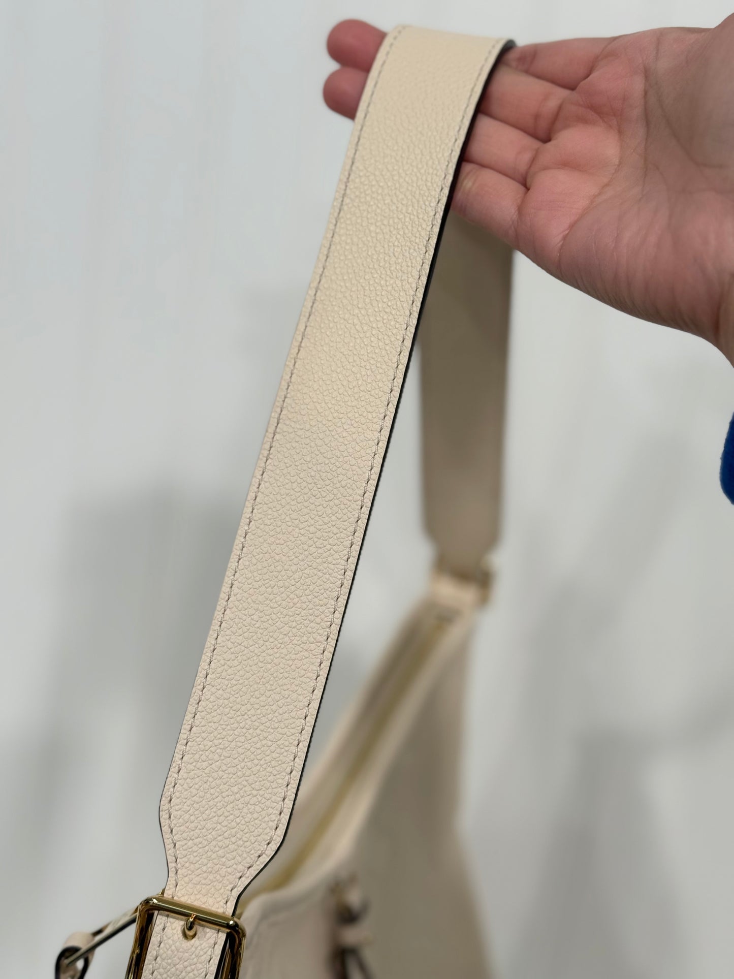 Louis Vuitton Carryall PM Creme