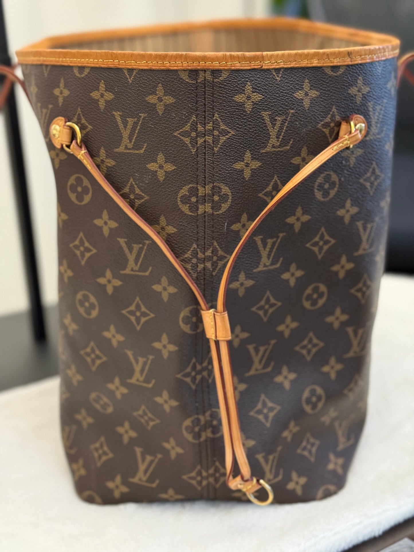 Louis Vuitton Neverfull GM Mono Beige