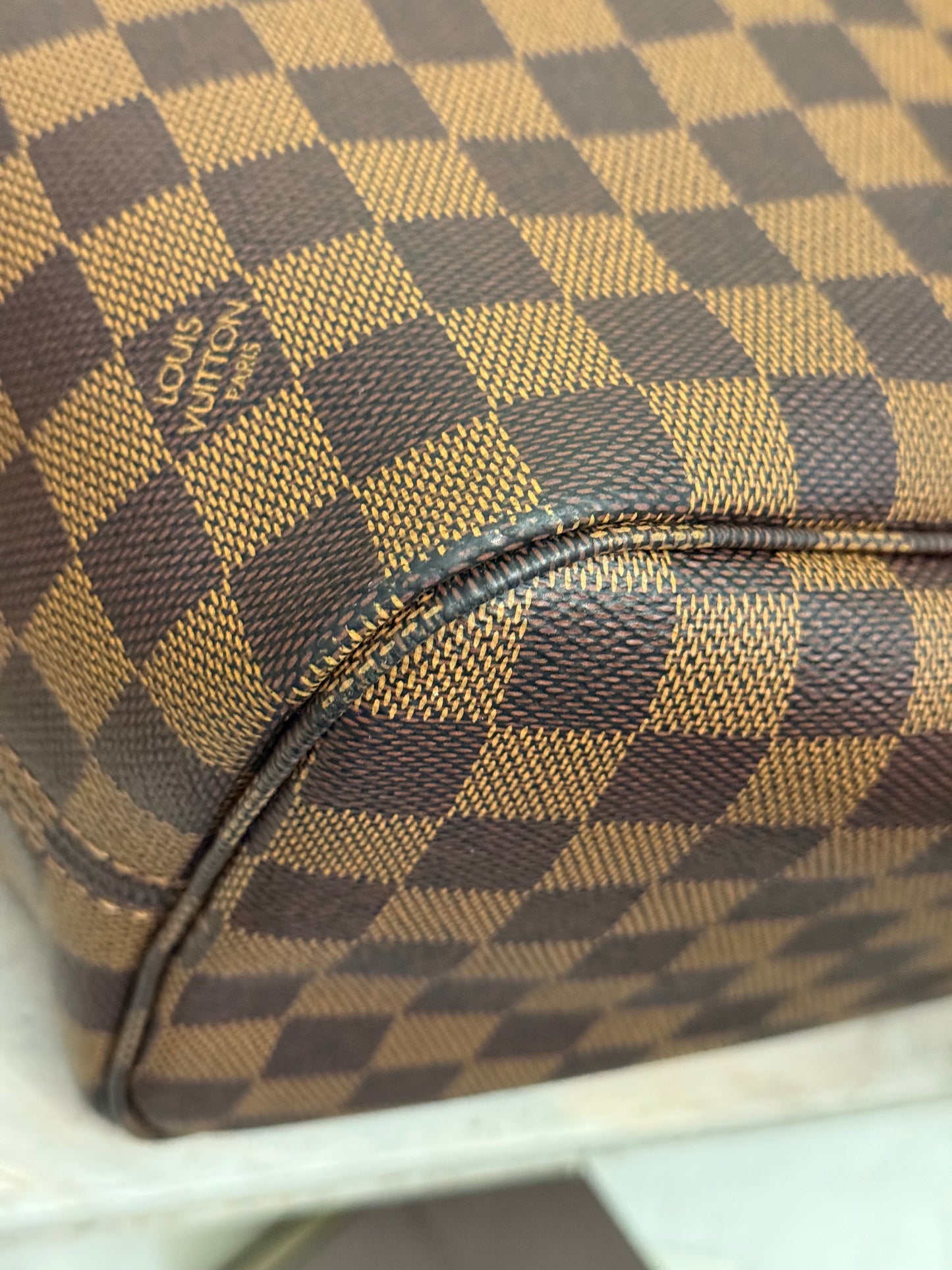 Louis Vuitton Neverfull MM DE Bag only