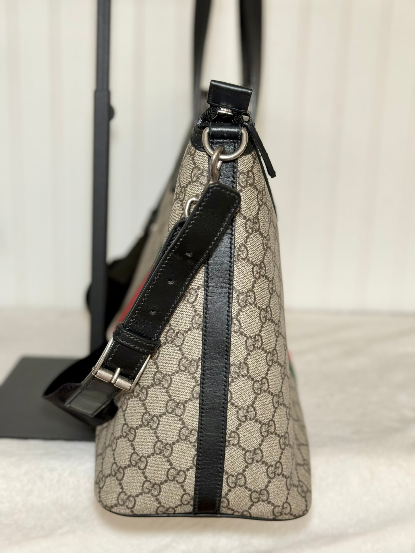 Gucci Zipped Web GG Supreme Canvas Tote Shoulder Bag Black 359261