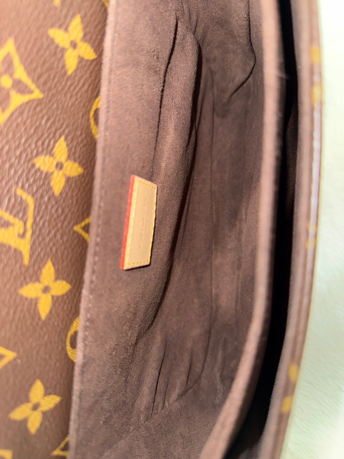 Louis Vuitton Pochette Metis Mono