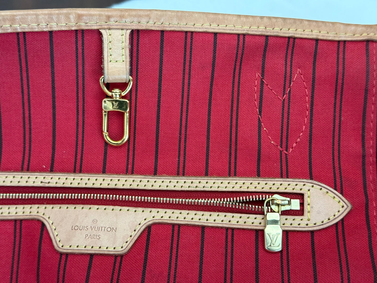 Louis Vuitton Neverfull MM Mono Cerise