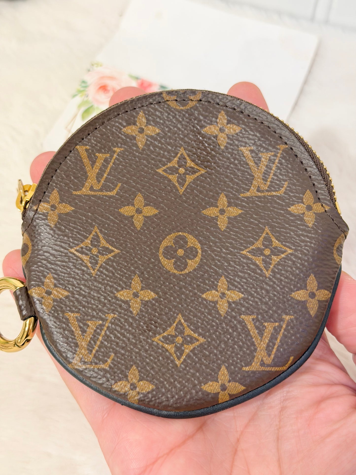 Louis Vuitton Round Coin Pouch from Trio Pouch
