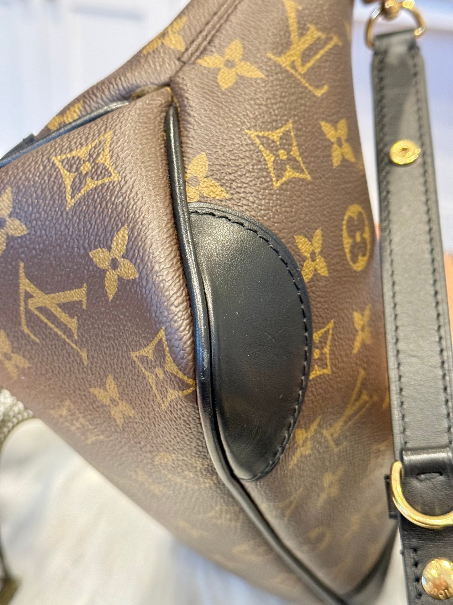Louis Vuitton Boulogne PM Noir/Black