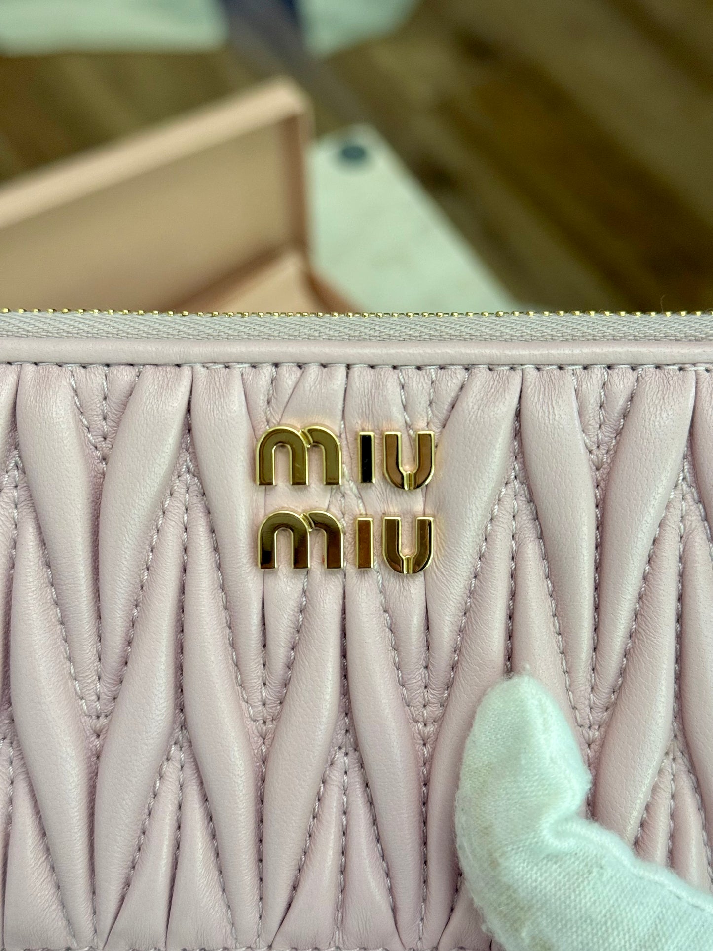 Miu Miu Matelasse Card Case Wallet in Pink