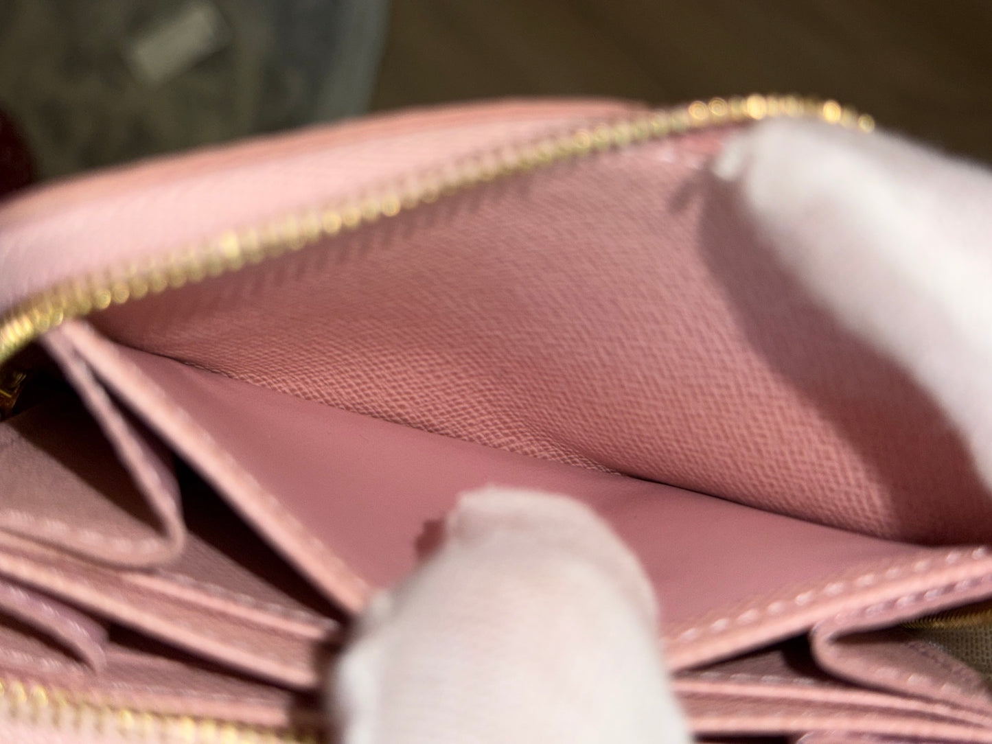 Louis Vuitton Zippy Coin Purse Damier Azur Rose Ballerine
