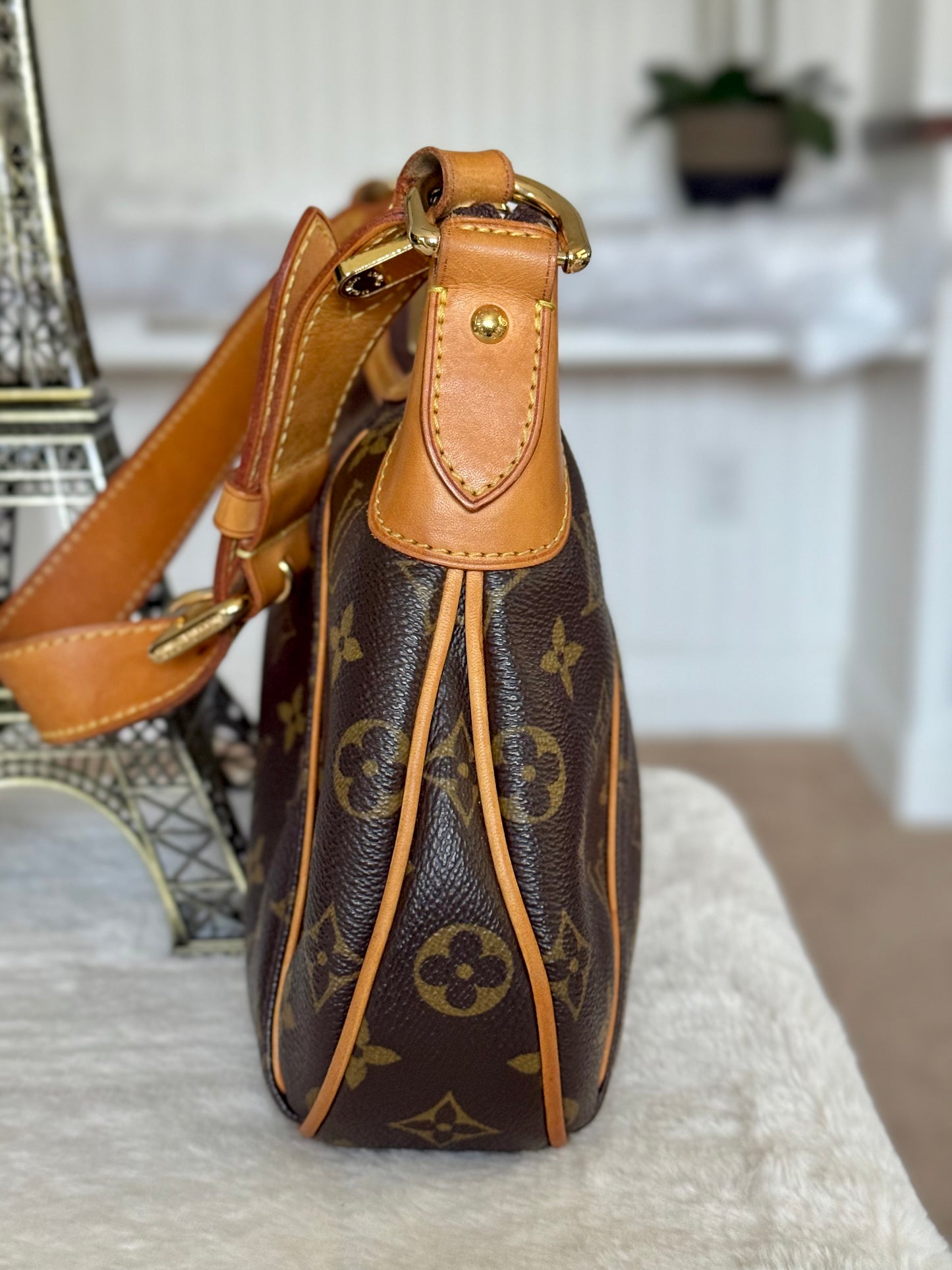 Louis Vuitton Thames PM Mono