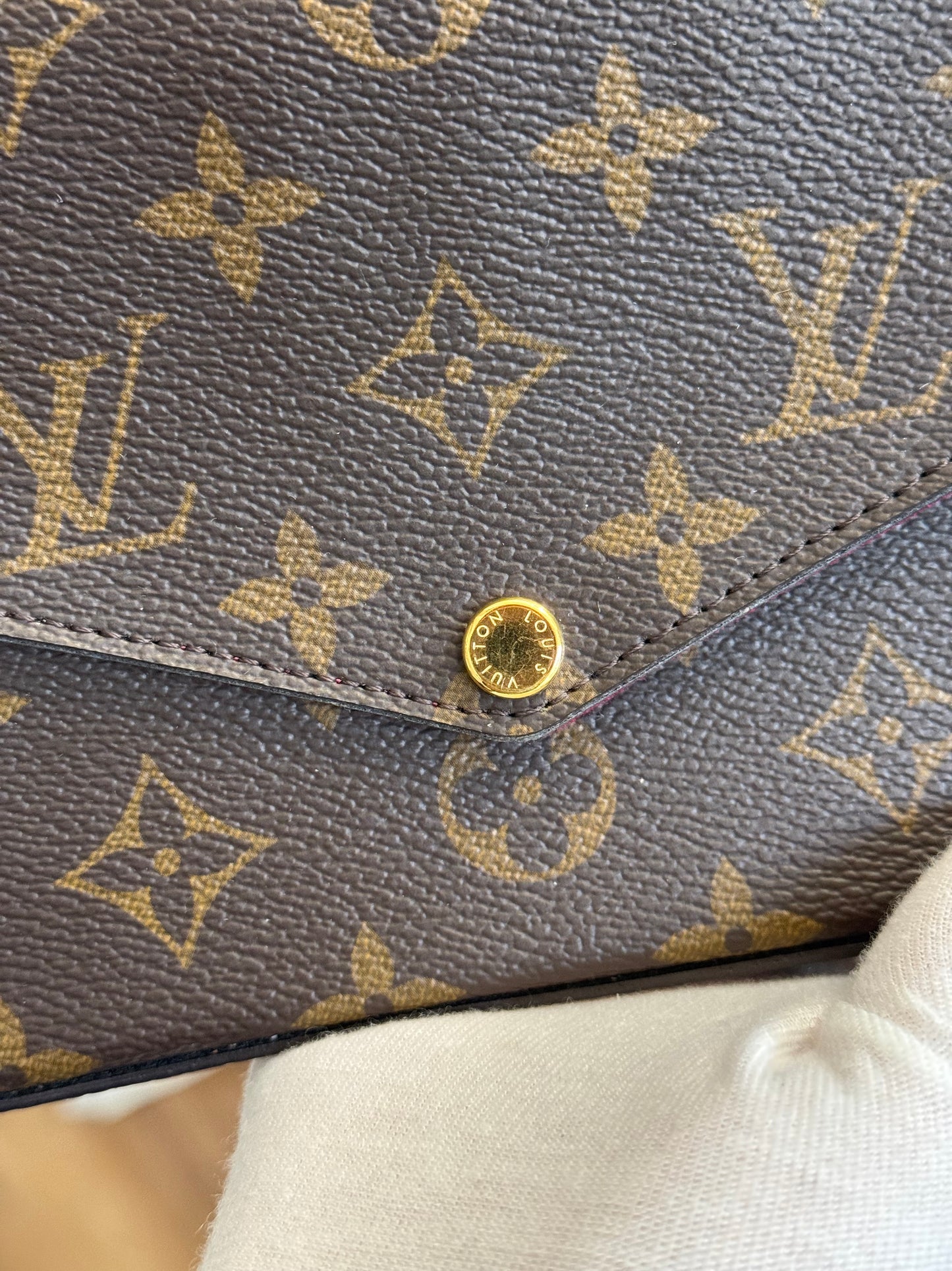 Louis Vuitton Pochette Felicie Mono Fuchsia