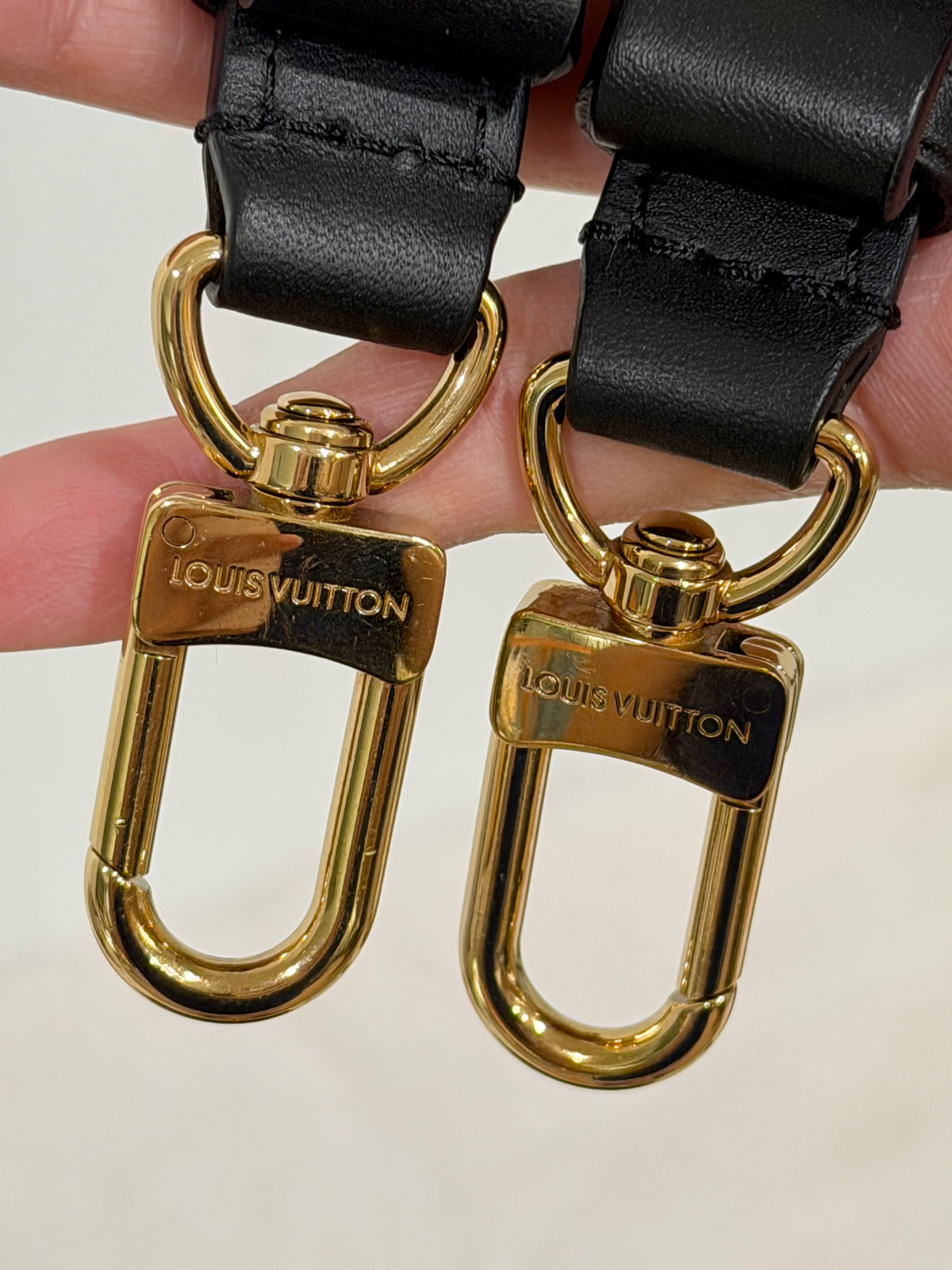 Louis Vuitton Multi Pochette Mono Giant Empreinte Black