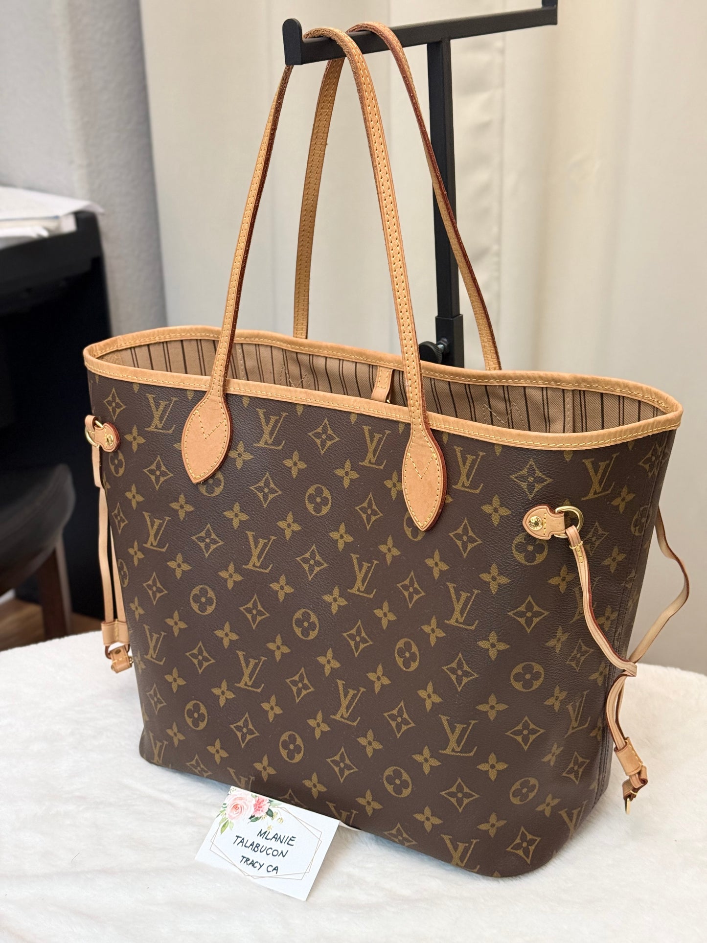 Louis Vuitton Neverfull MM Mono Bag and Pouch Set