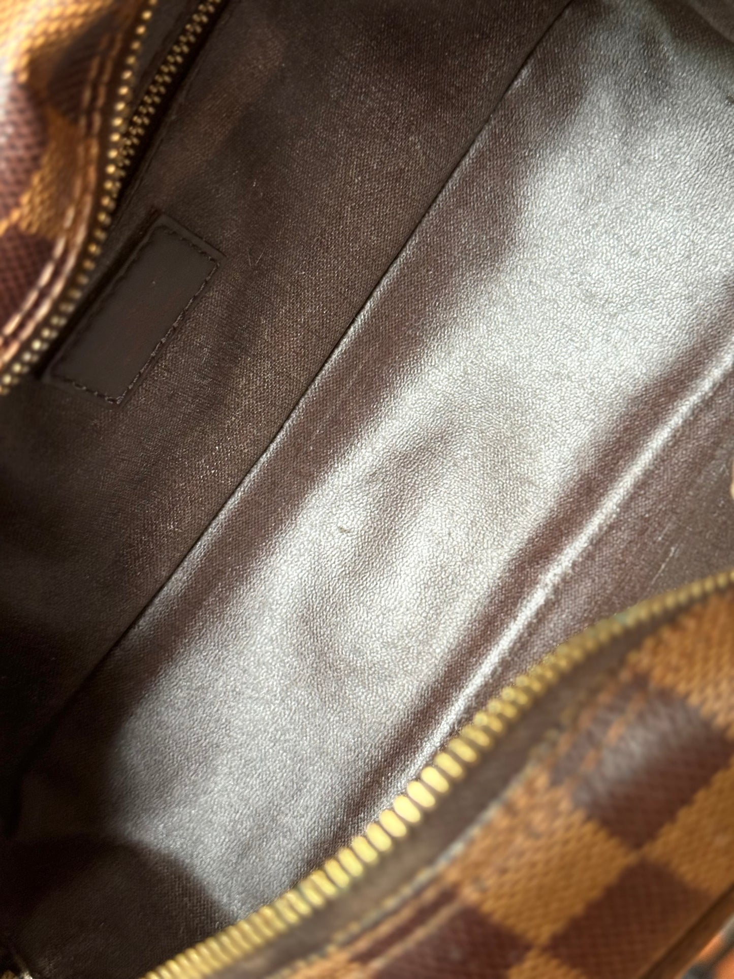 Louis Vuitton Trousse Toiletry 25 Damier Ebene