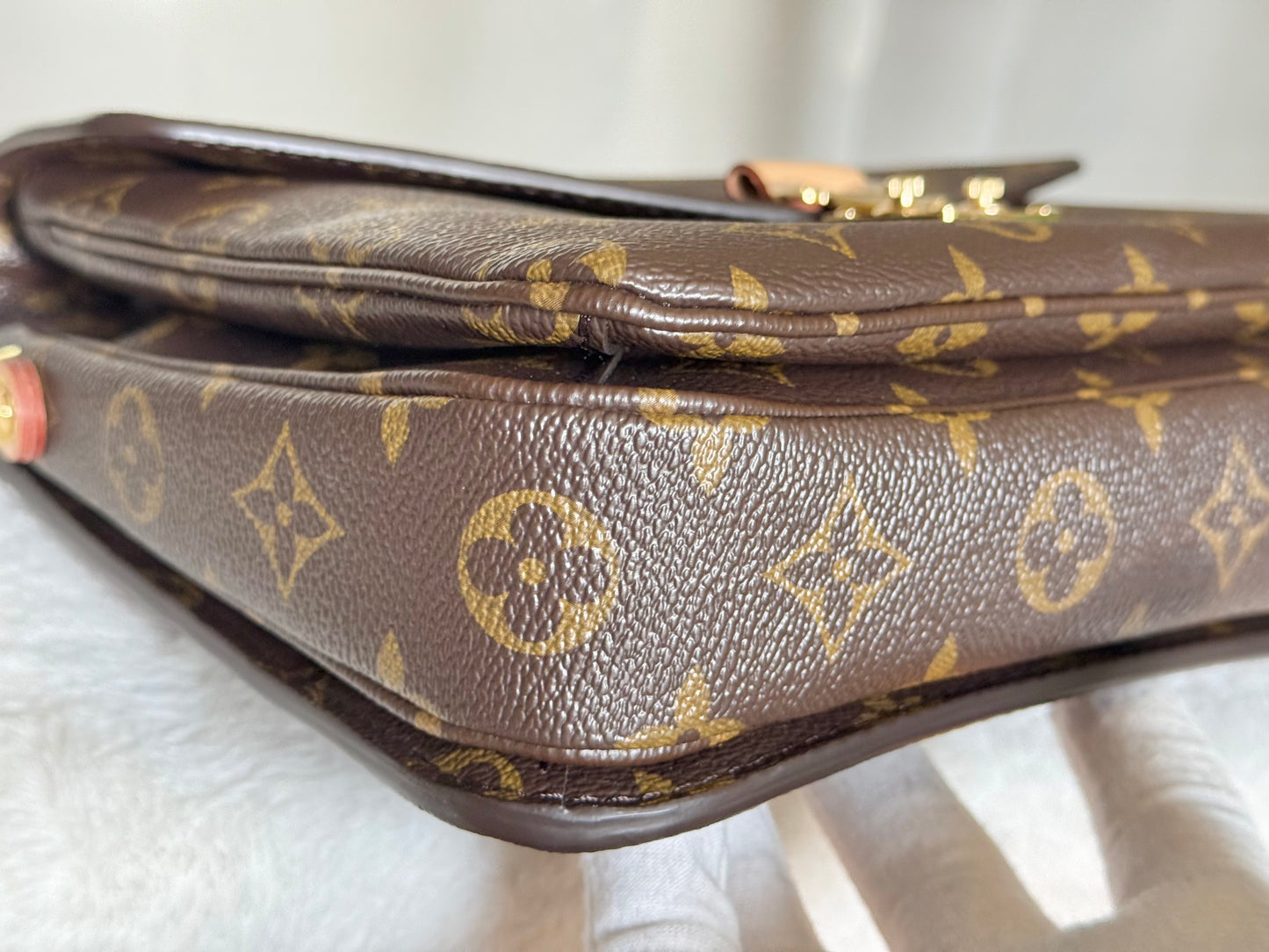 Louis Vuitton Pochette Metis Mono