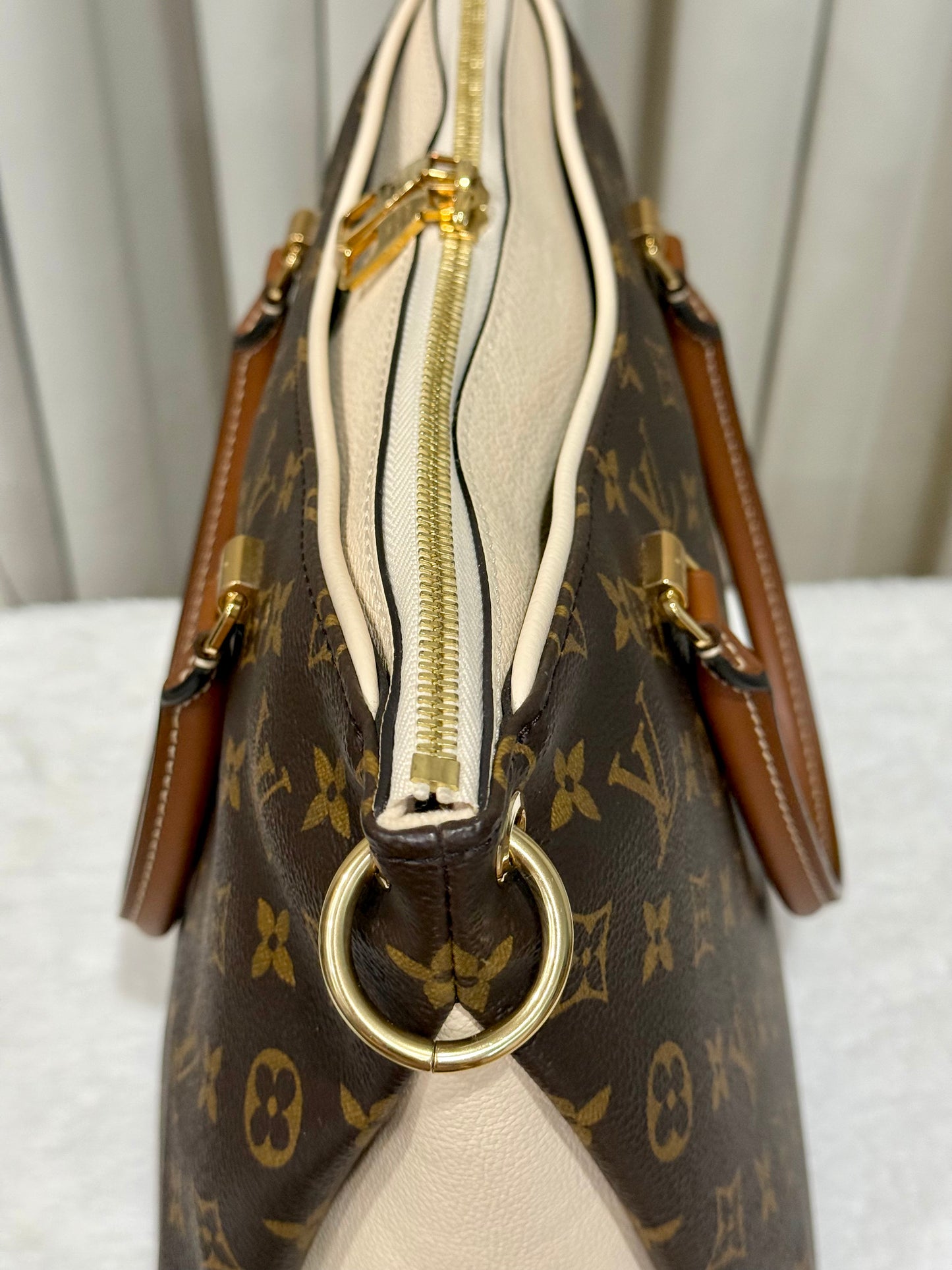 Louis Vuitton Pallas MM Cream Tote