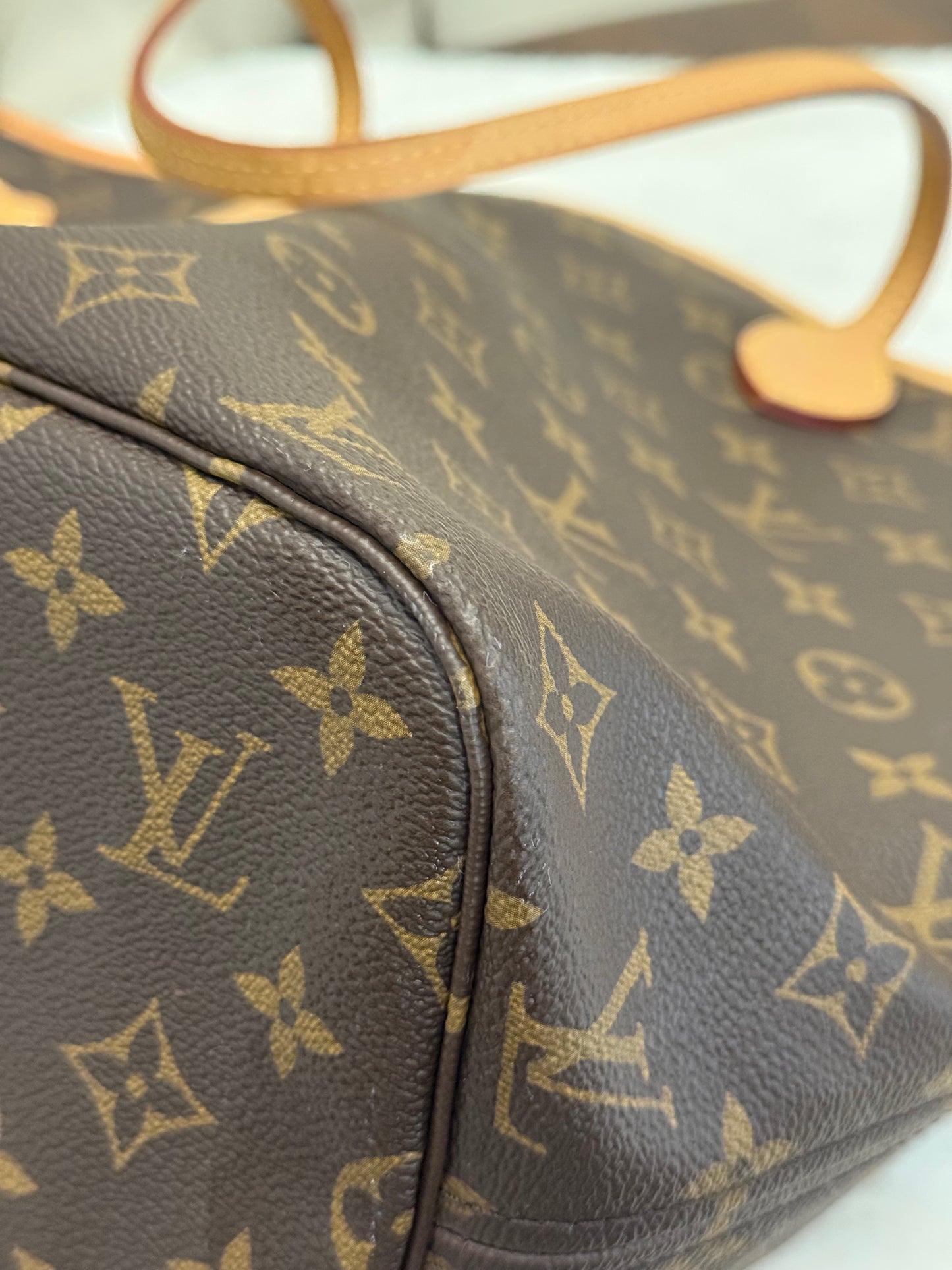Loui Vuitton Neverfull MM Pivoine Bag and Pouch