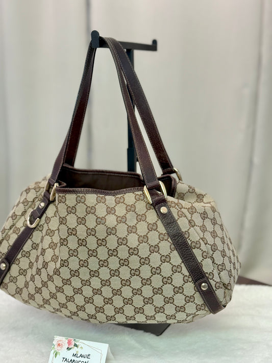 Gucci Medium Abbey Shoulder Bag