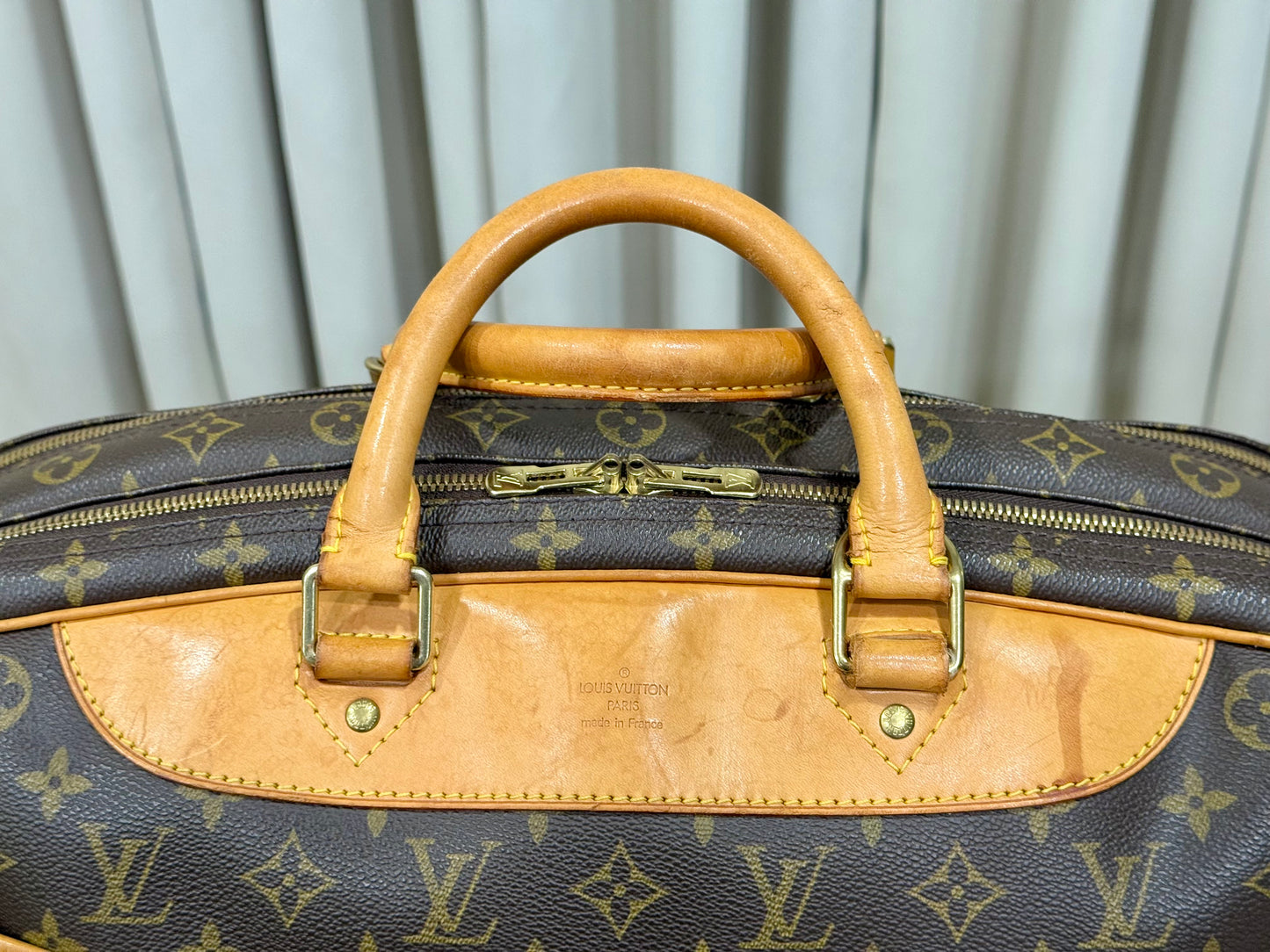 Louis Vuitton Alize 24 Mono soft Suitcase
