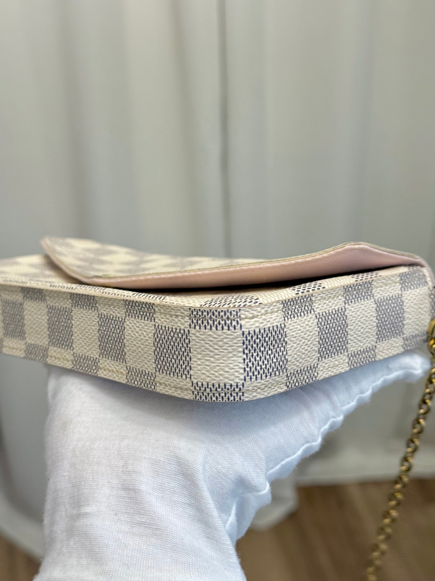 Louis Vuitton Felicie Pochette Damier Azur