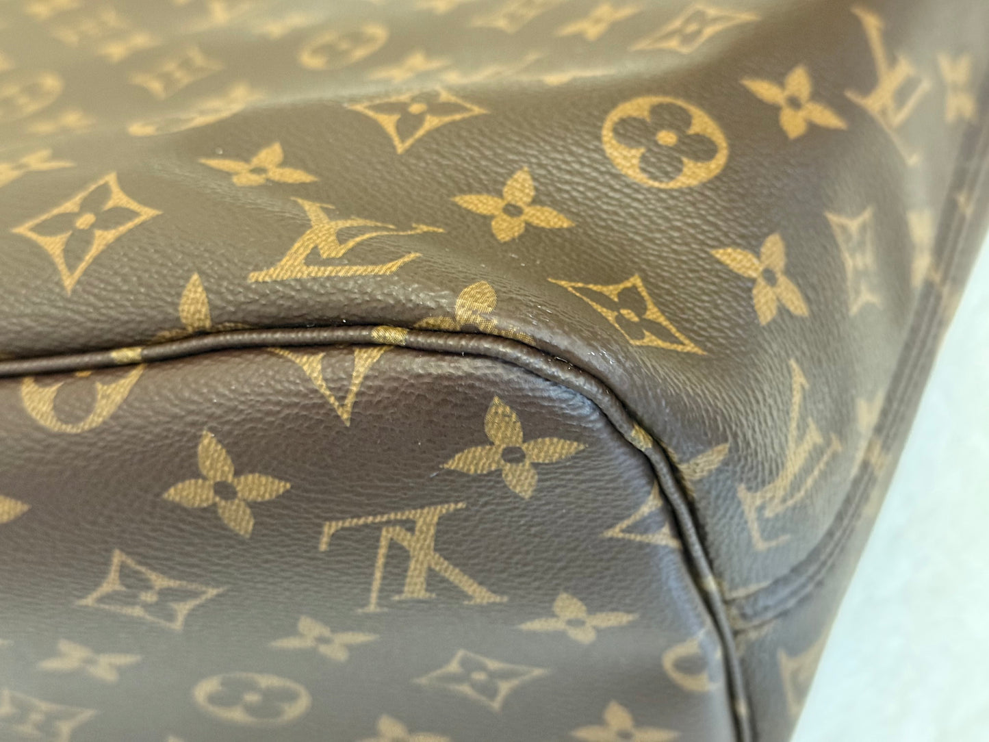 Louis Vuitton Neverfull MM Mono Cherry Bag and Pouch