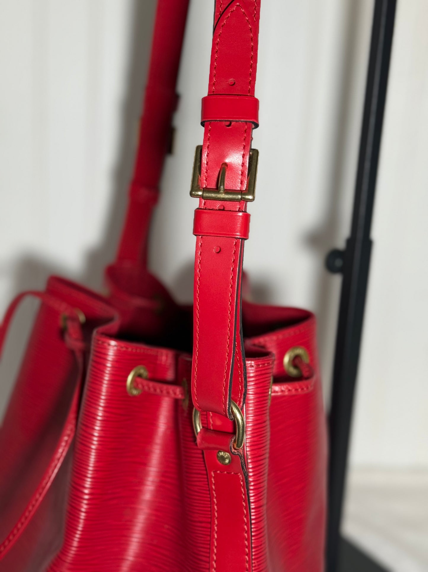 Louis Vuitton Red Epi Petit Noe