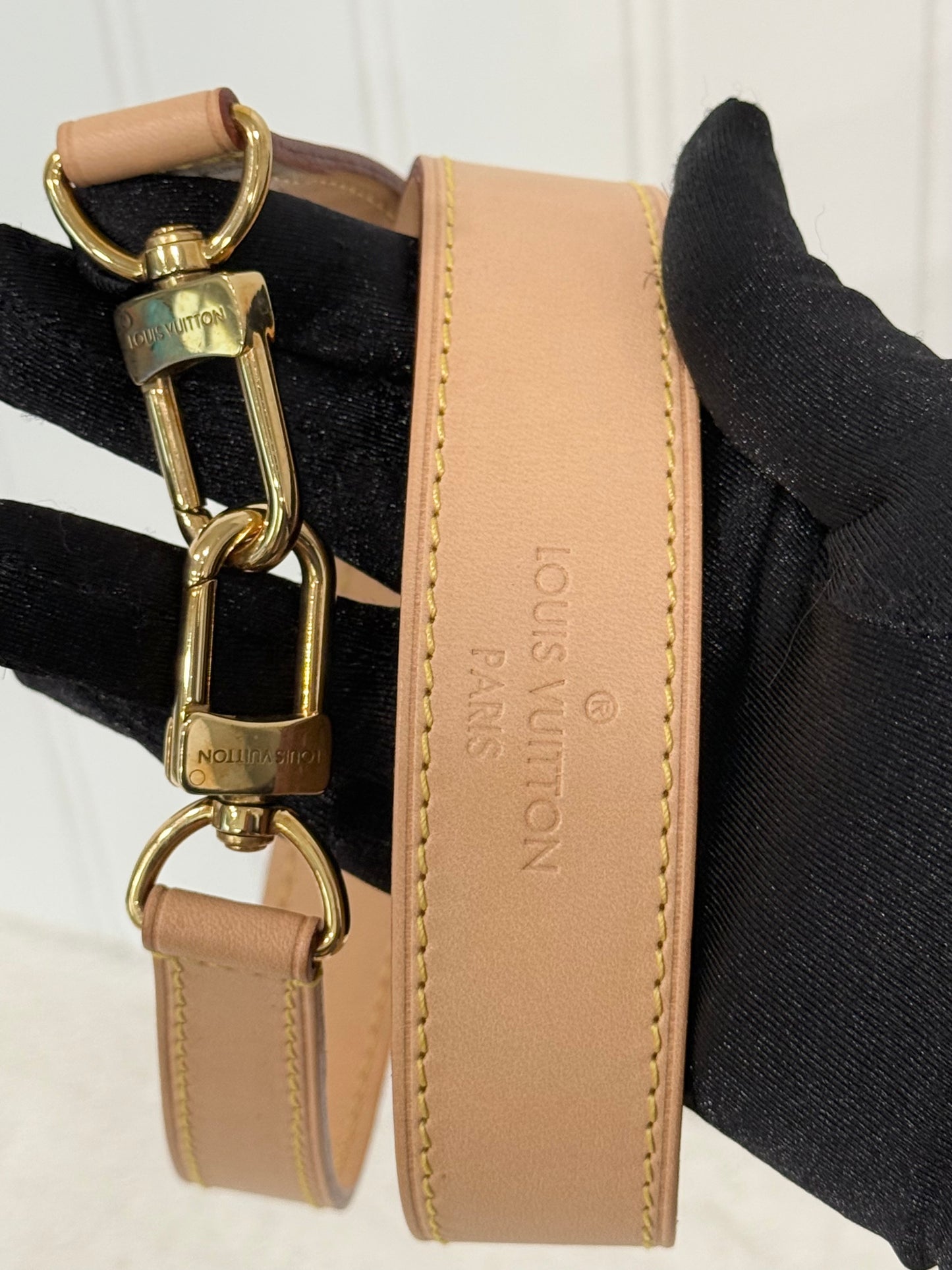 Louis Vuitton Vachetta Shoulder Non Adjustable Strap