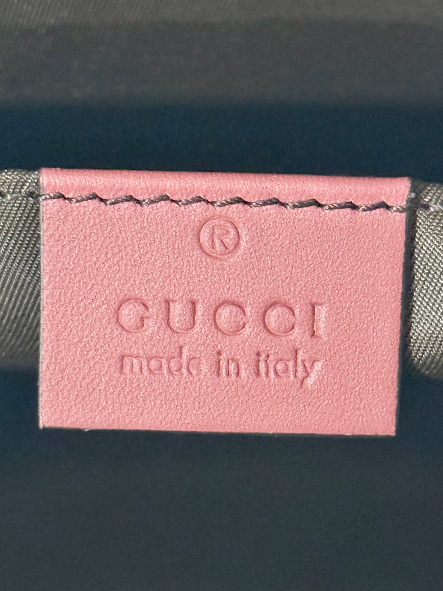 Gucci GG Supreme Ebony/Beige Blooms Clutch
