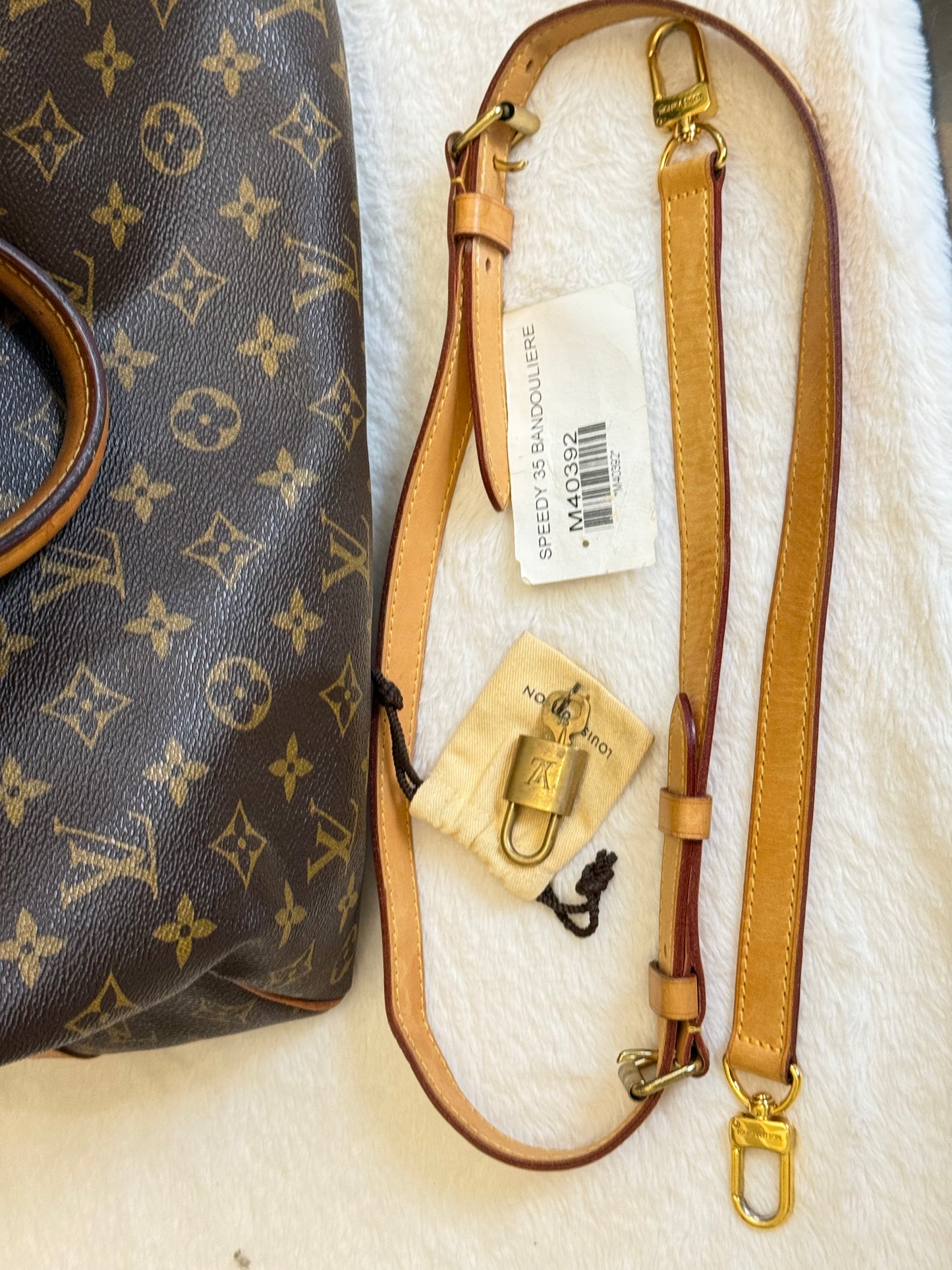 Louis Vuitton Speedy Bandouliere 35 Mono