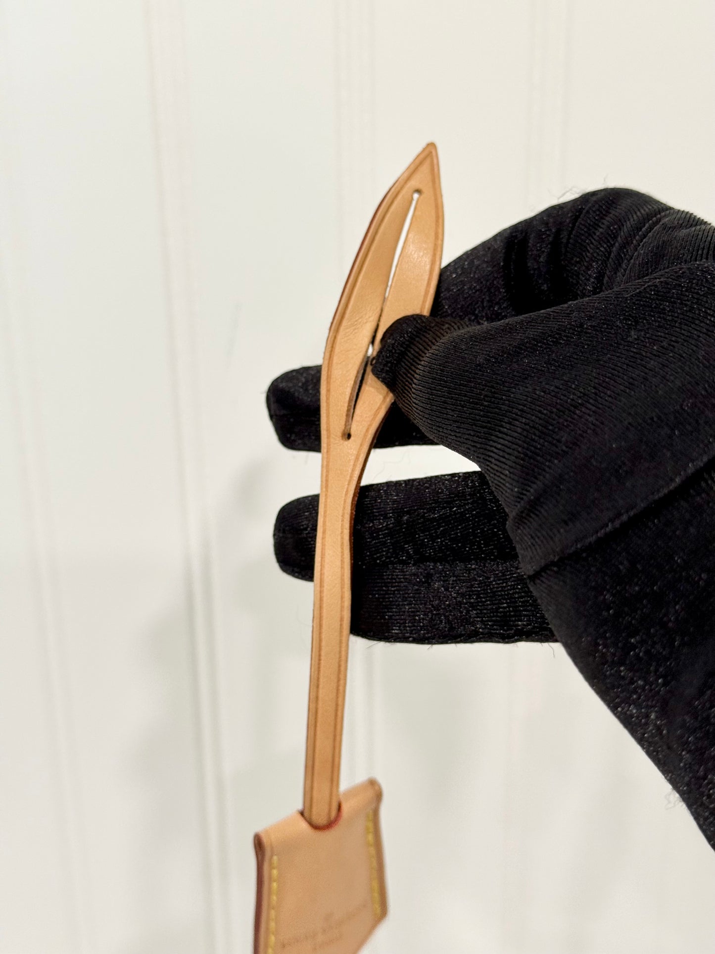 Louis Vuitton Vachetta Clochette with Clasp End
