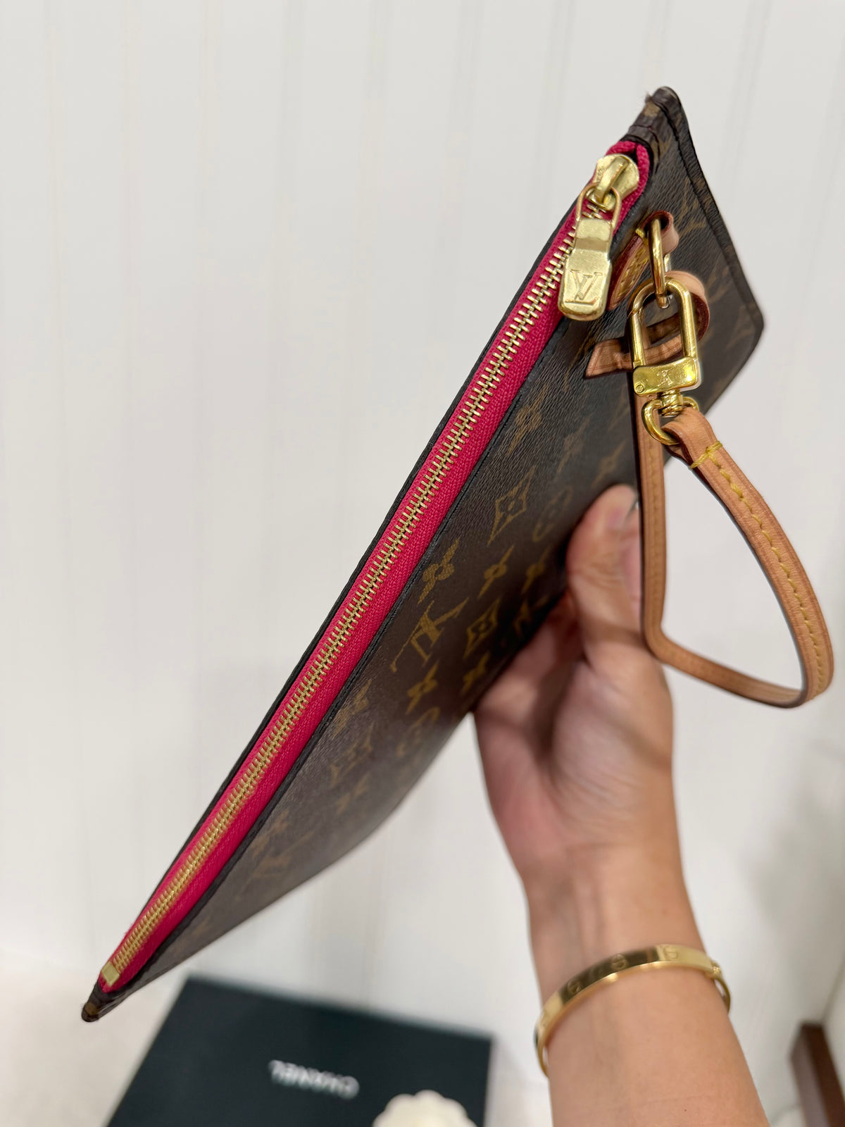 Louis Vuitton Neverfull Mono Pouch Pivoine SD4270