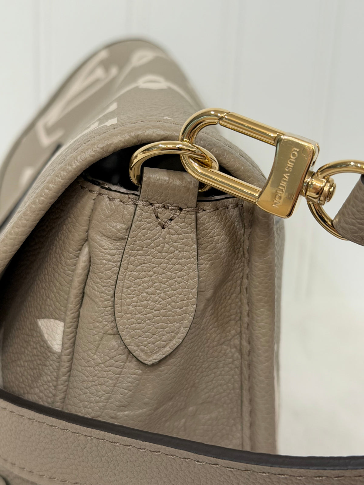 Louis Vuitton Diane Empreinte Bicolor Turtledove/Cream