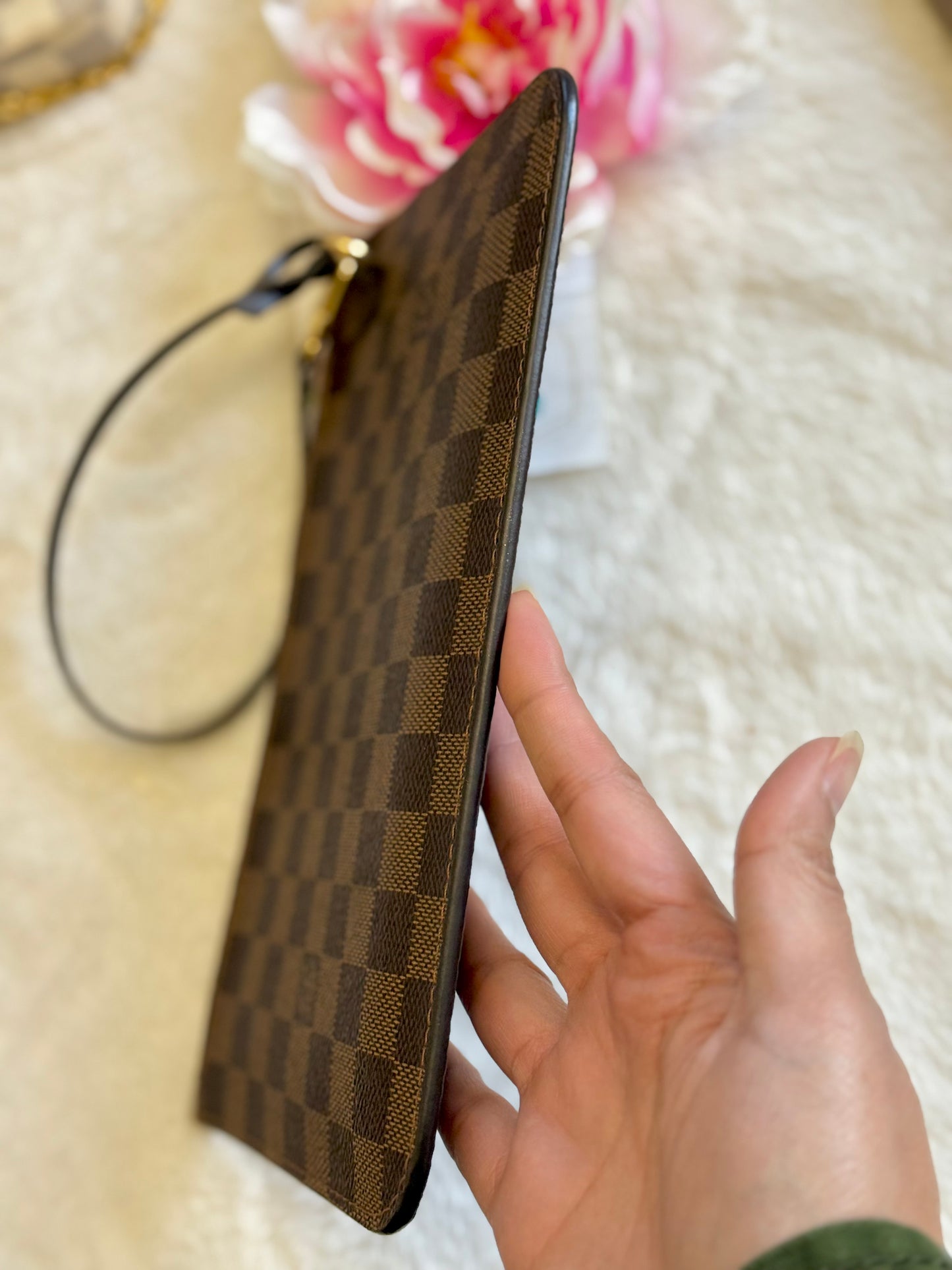 Louis Vuitton Neverfull MM DE Rose Ballerine