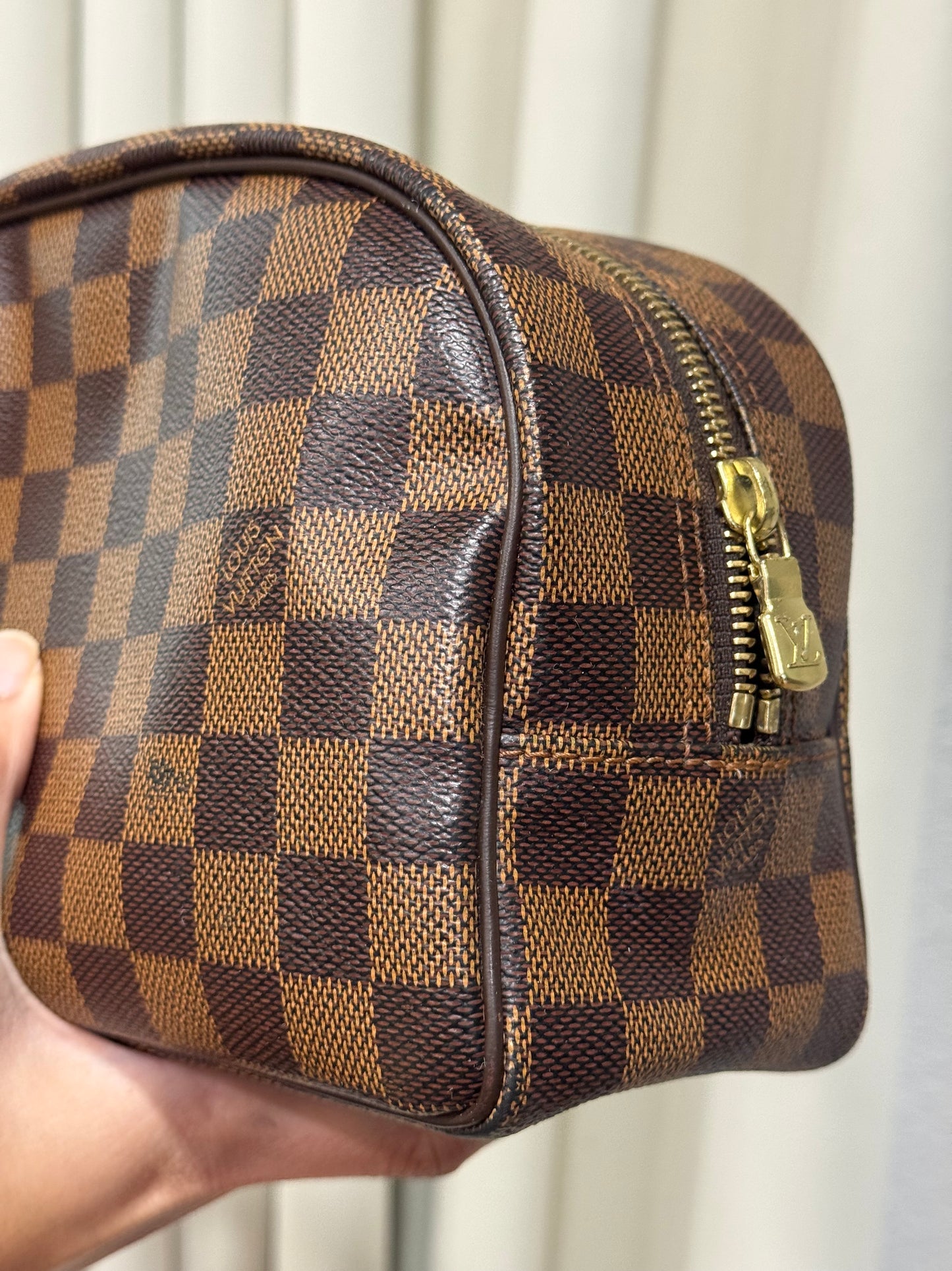 Louis Vuitton Trousse Toiletry 25 Damier Ebene
