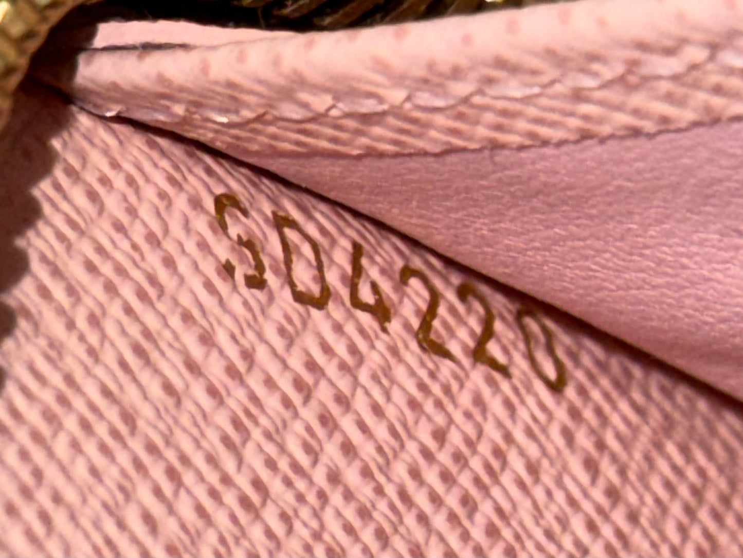 Louis Vuitton Zippy Wallet Mono Rose Ballerine